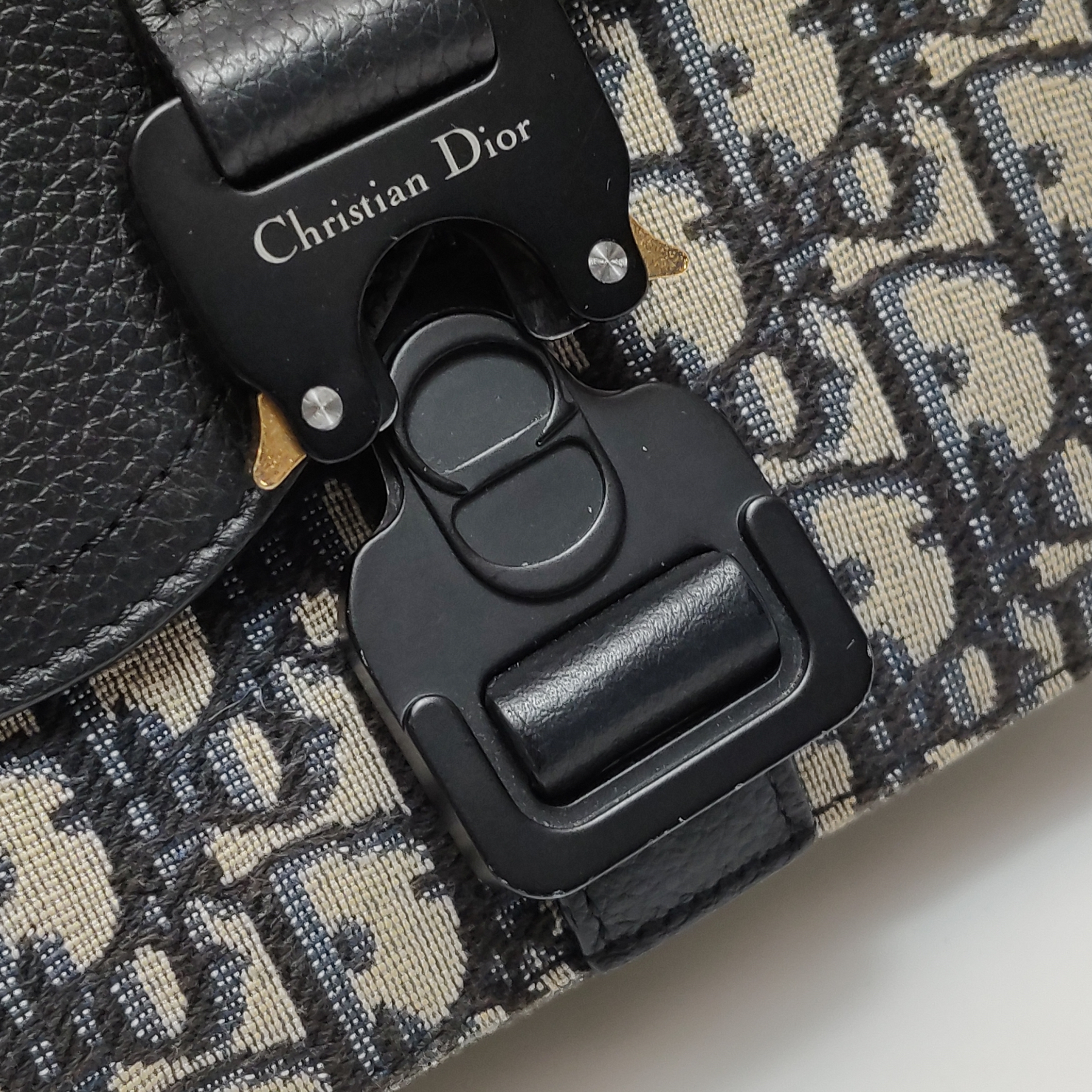 Christian Dior Saddle Buckle Flap Messenger Bag Oblique Canvas and Leather Mini — photo 11 of 13