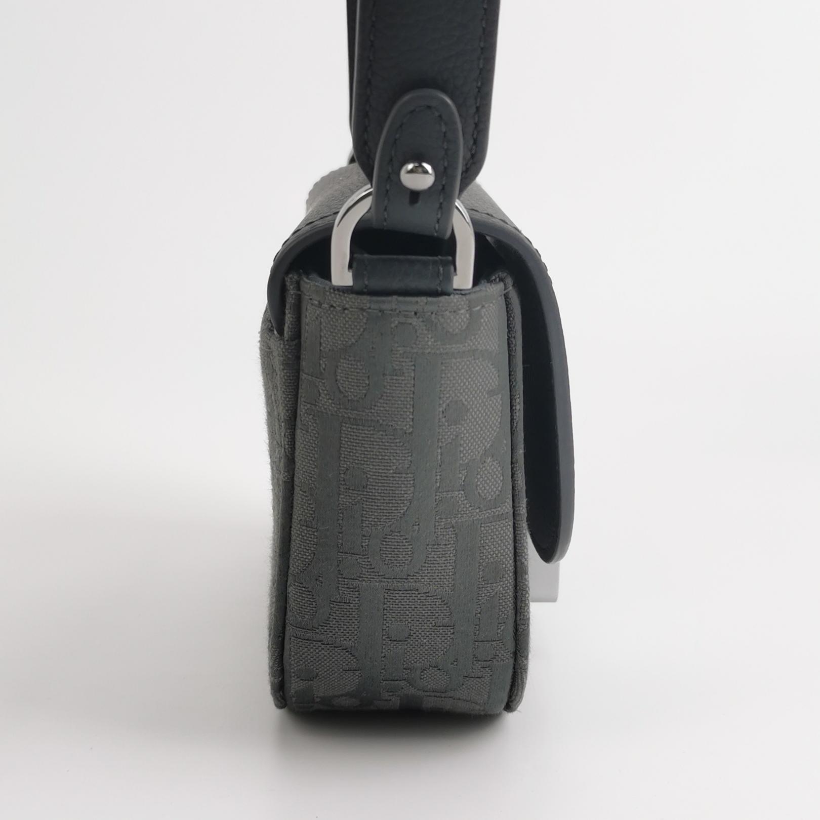 Christian Dior Saddle Buckle Flap Messenger Bag Oblique Canvas and Leather Mini — photo 4 of 10