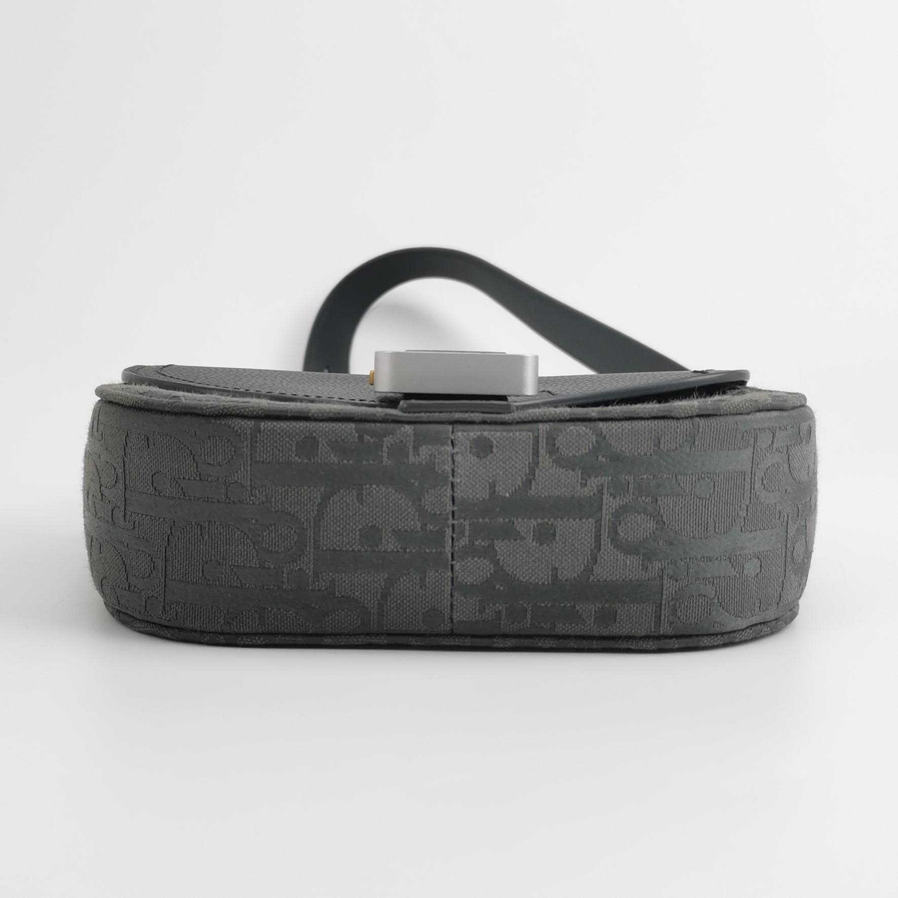 Christian Dior Saddle Buckle Flap Messenger Bag Oblique Canvas and Leather Mini — photo 6 of 10