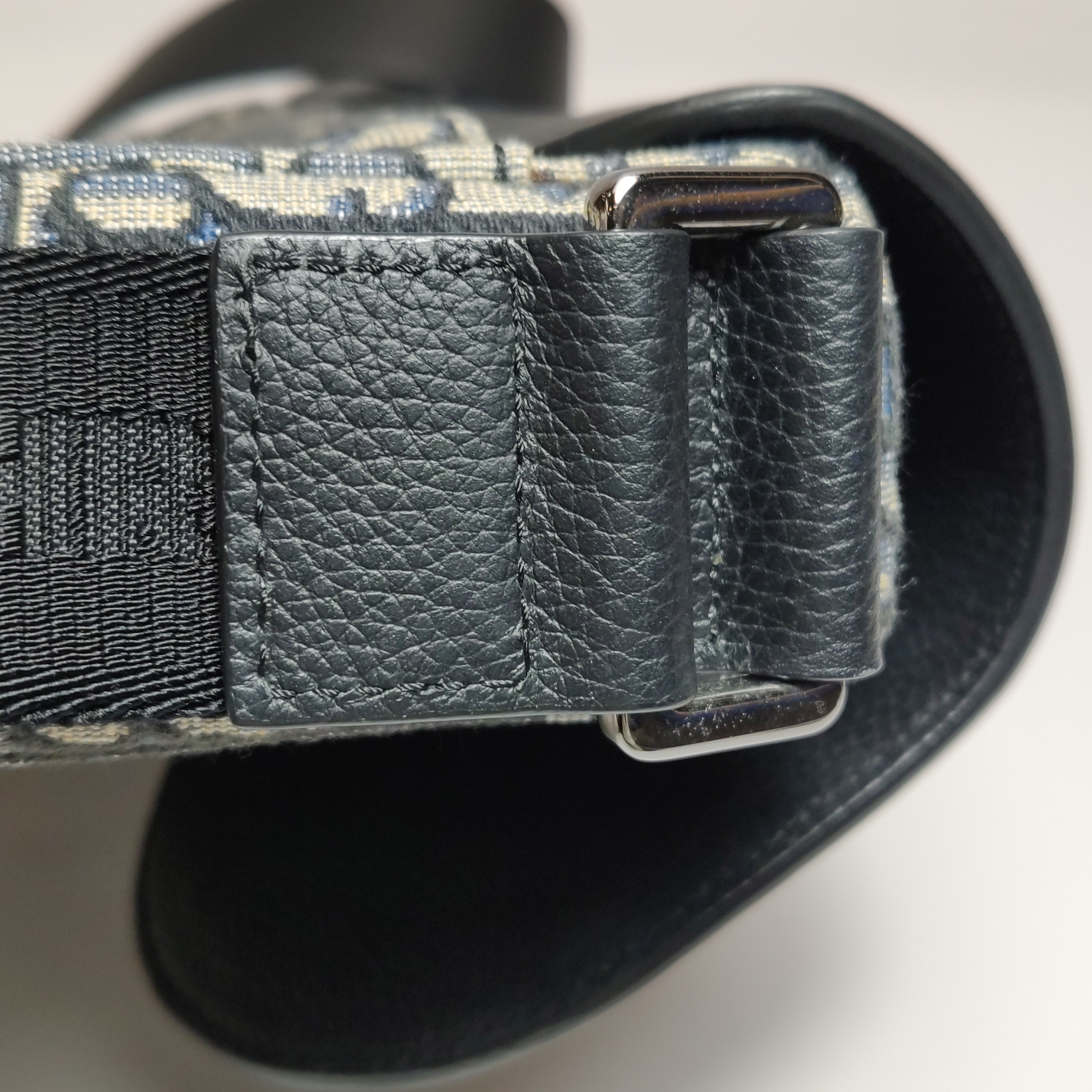 Christian Dior Saddle Buckle Flap Messenger Bag Oblique Canvas and Leather Small — photo 8 of 18