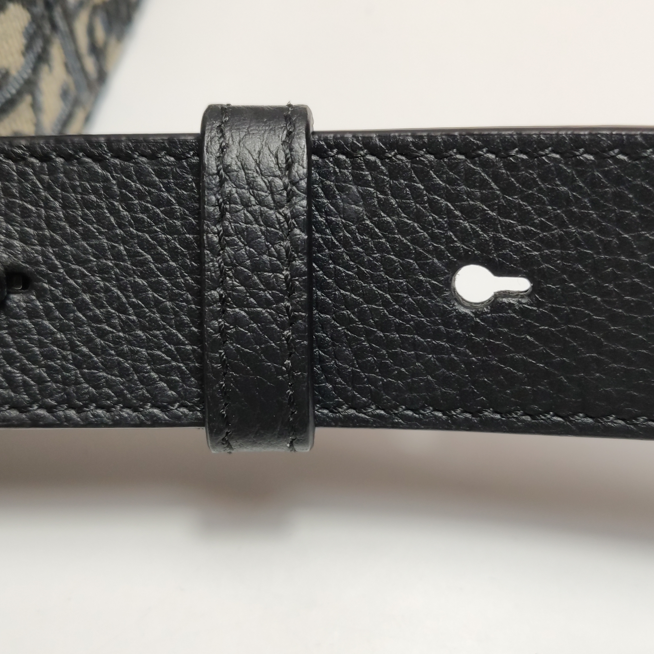 Christian Dior Saddle Buckle Flap Messenger Bag Oblique Canvas and Leather Small — photo 10 of 18