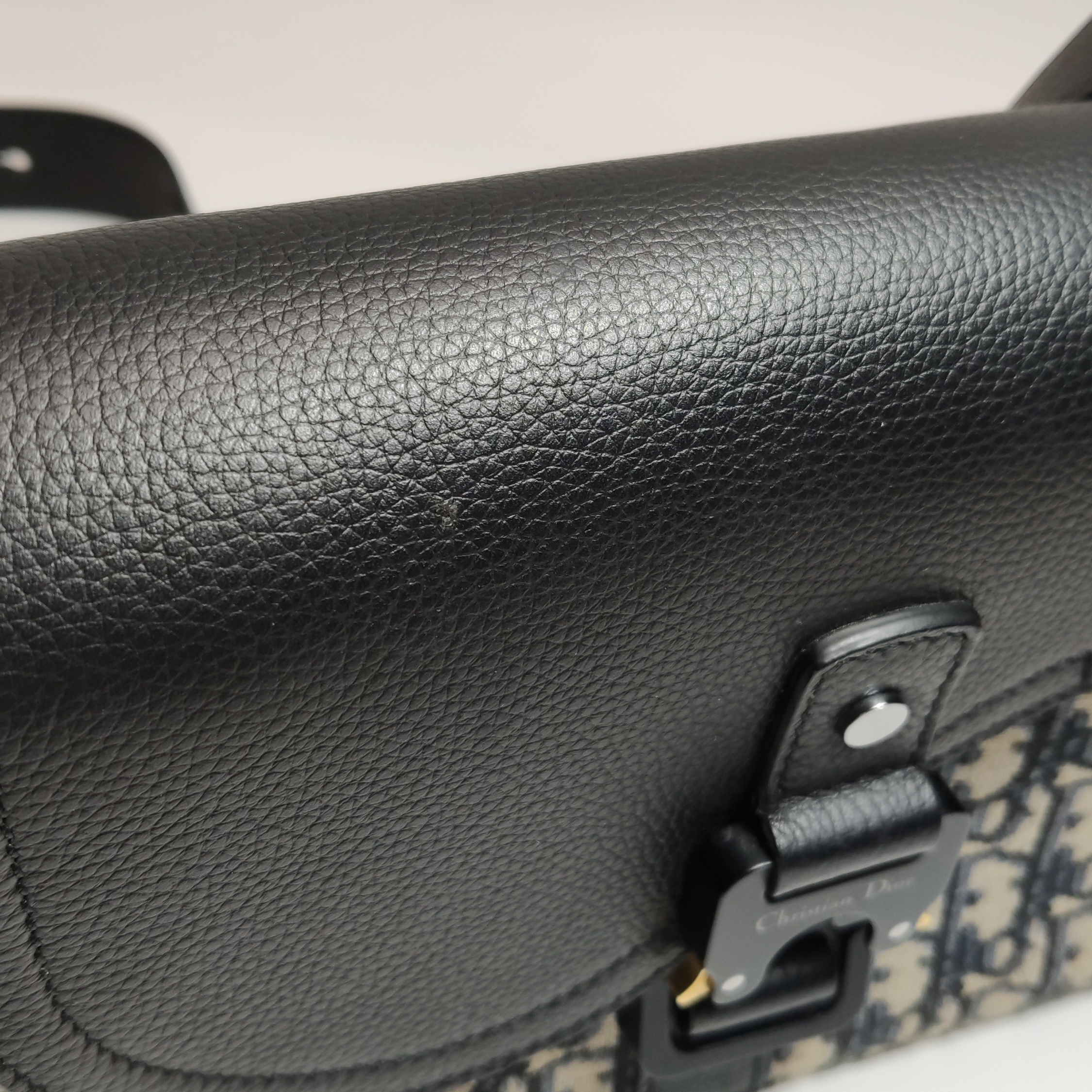 Christian Dior Saddle Buckle Flap Messenger Bag Oblique Canvas and Leather Small — photo 15 of 18