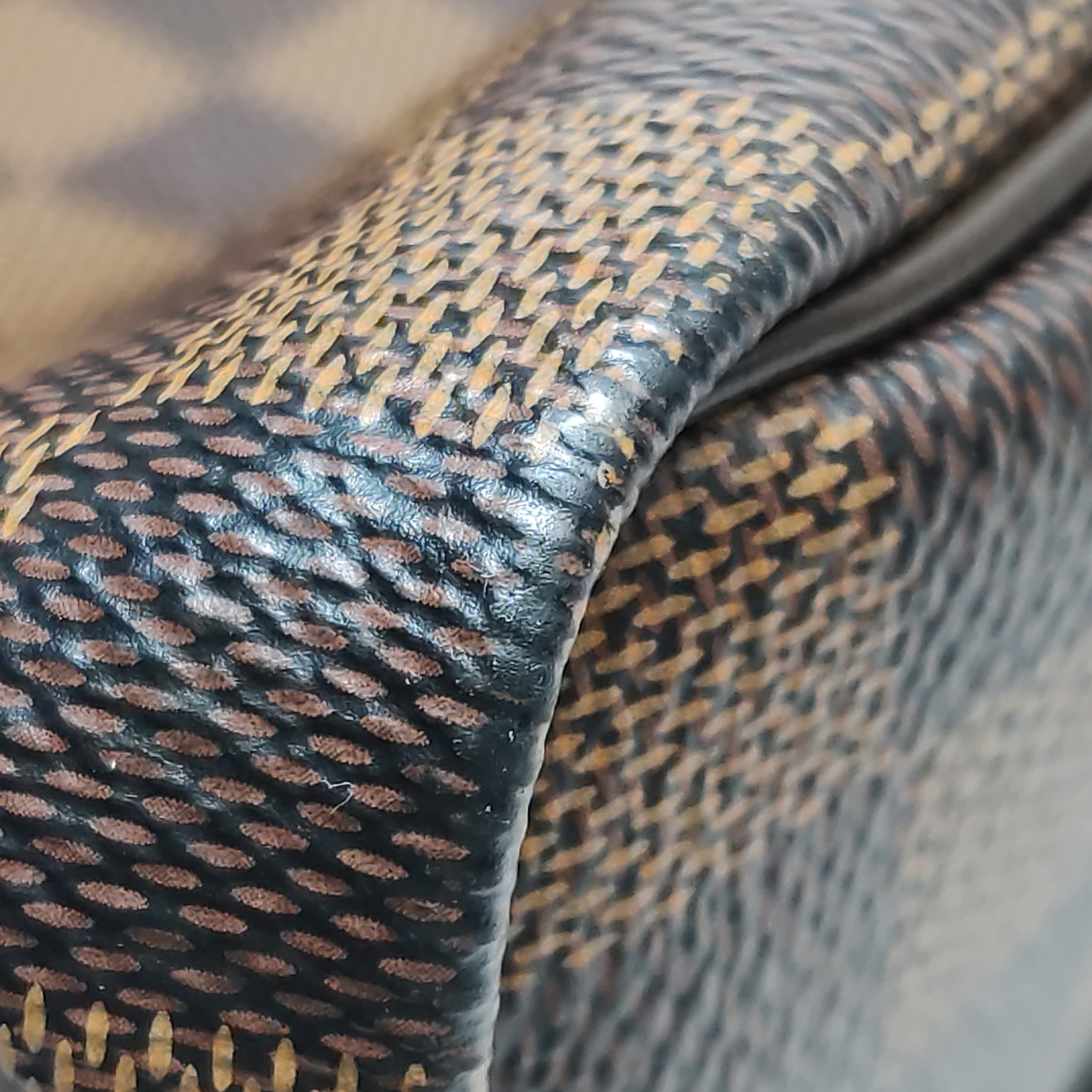 Louis Vuitton(LV) Speedy Bandouliere Bag Damier 25 — photo 18 of 18