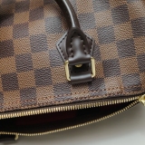 Louis Vuitton(LV) Speedy Bandouliere Bag Damier 25 — thumbnail 9
