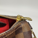 Louis Vuitton(LV) Speedy Bandouliere Bag Damier 25 — thumbnail 17