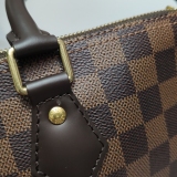 Louis Vuitton(LV) Speedy Bandouliere Bag Damier 25 — thumbnail 9
