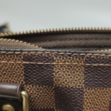 Louis Vuitton(LV) Speedy Bandouliere Bag Damier 25 — thumbnail 13