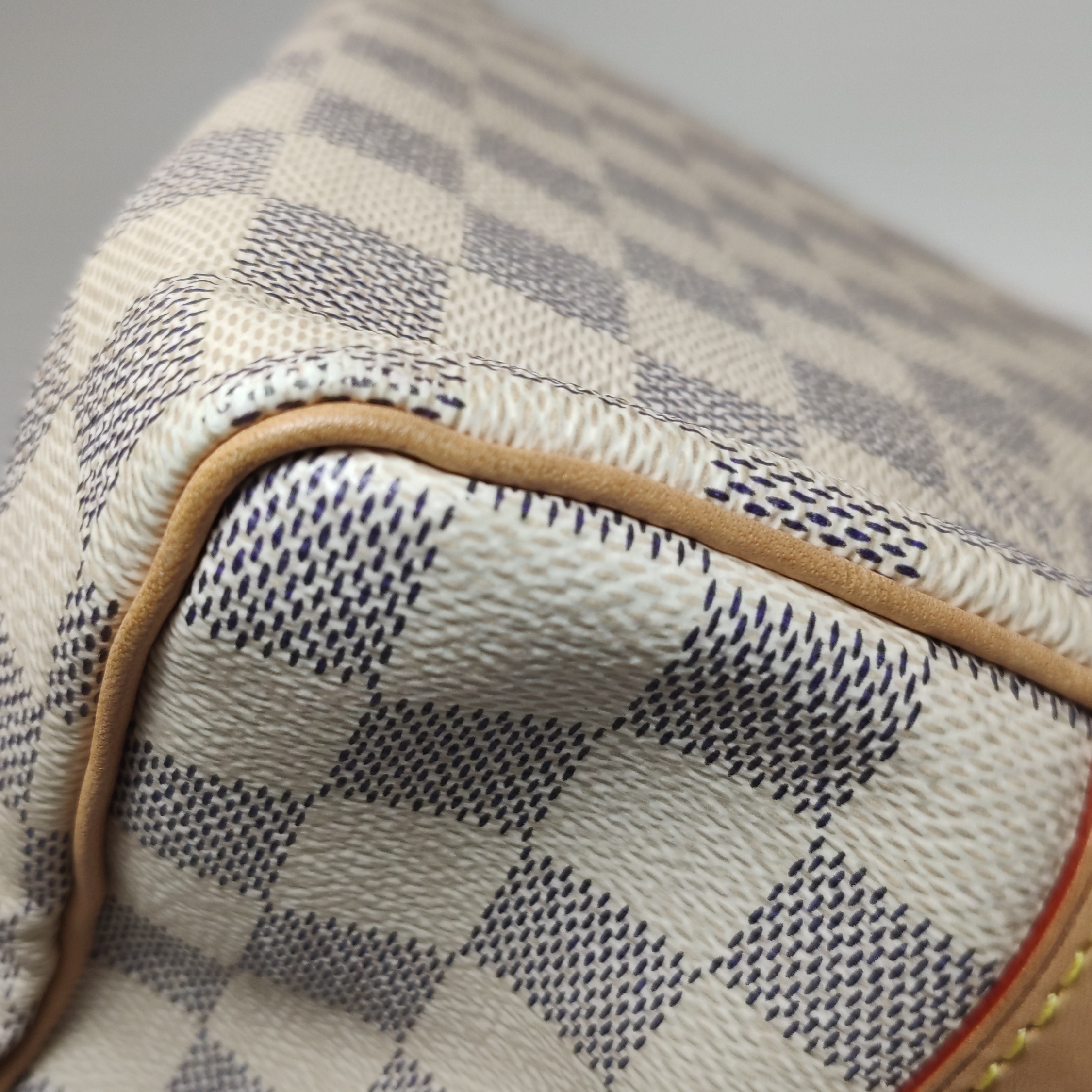 Louis Vuitton(LV) Speedy Bandouliere Bag Damier 25 — photo 13 of 23