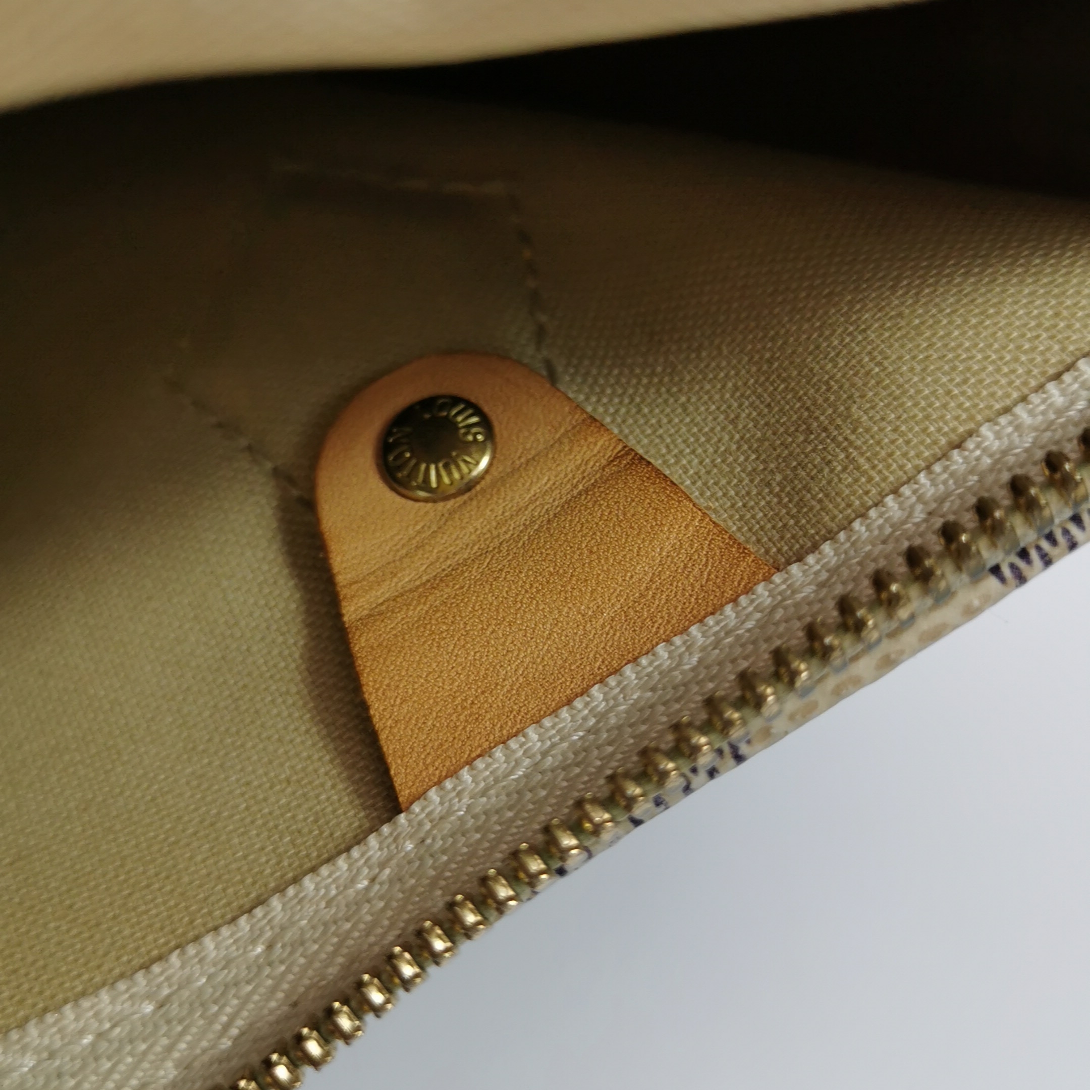 Louis Vuitton(LV) Speedy Bandouliere Bag Damier 25 — photo 13 of 16