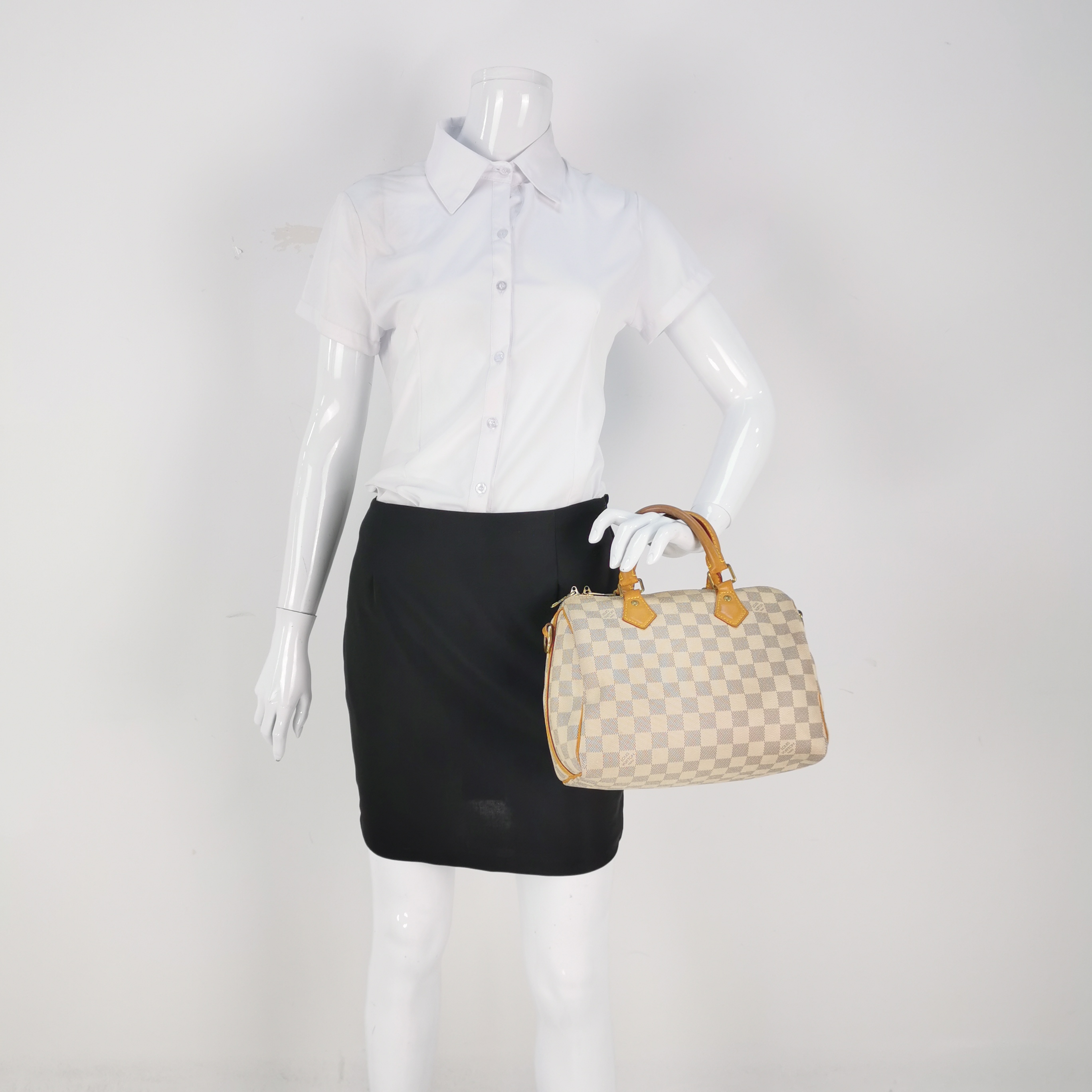 Louis Vuitton(LV) Speedy Bandouliere Bag Damier 25 — alternate view