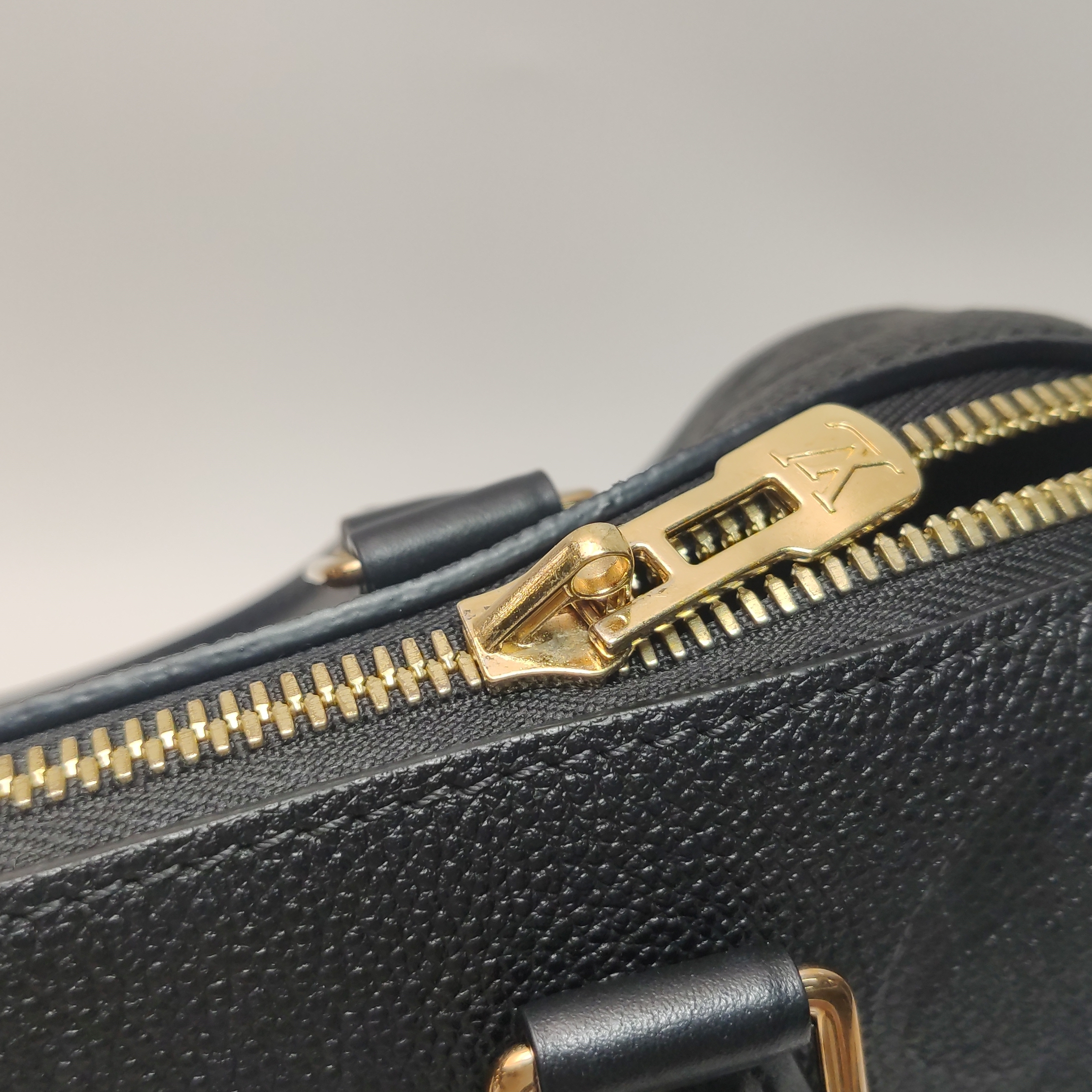 Louis Vuitton(LV) Speedy Bandouliere Bag Damier 25 — photo 8 of 18