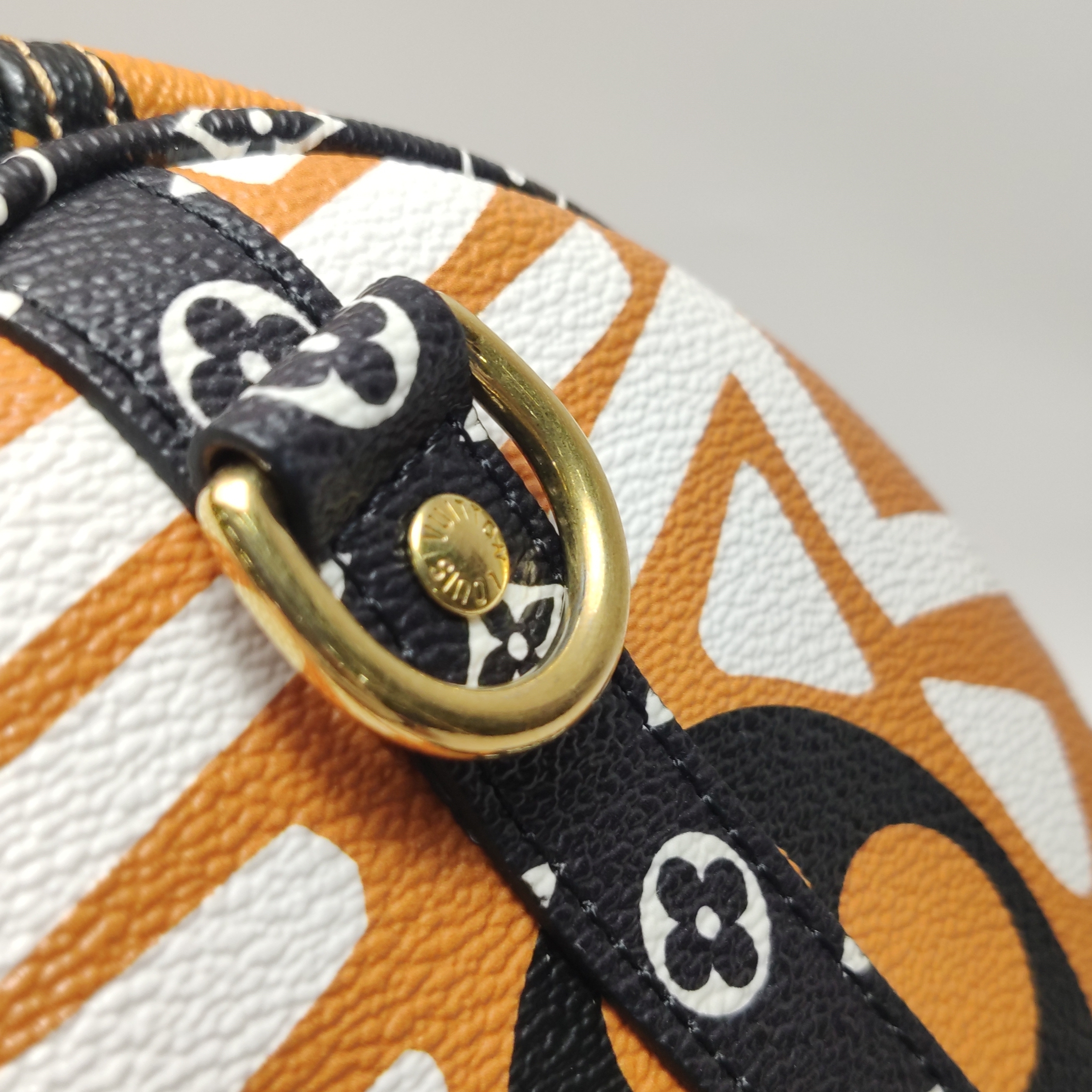 Louis Vuitton(LV) Speedy Bandouliere Bag Damier 25 — photo 18 of 18