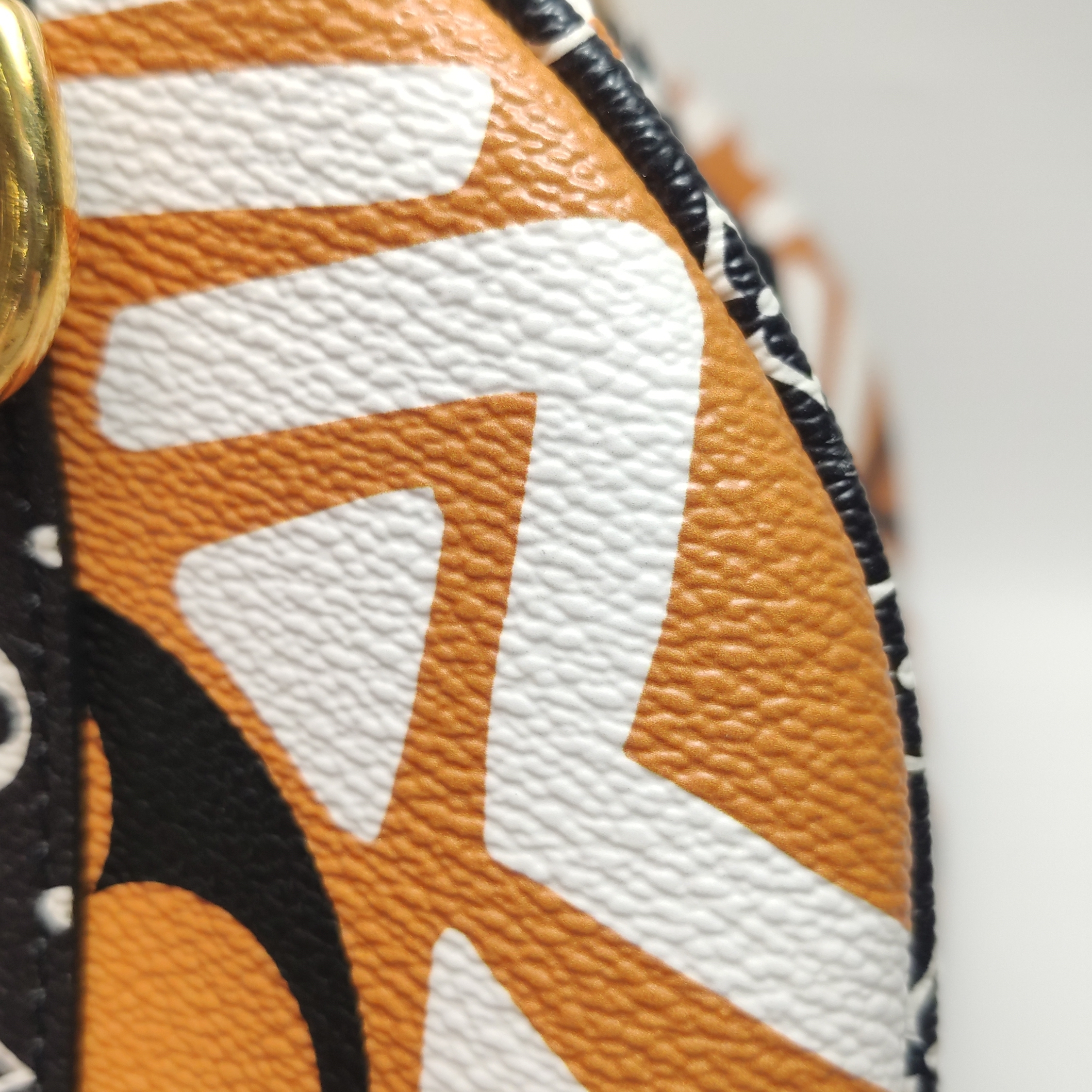 Louis Vuitton(LV) Speedy Bandouliere Bag Damier 25 — photo 14 of 18