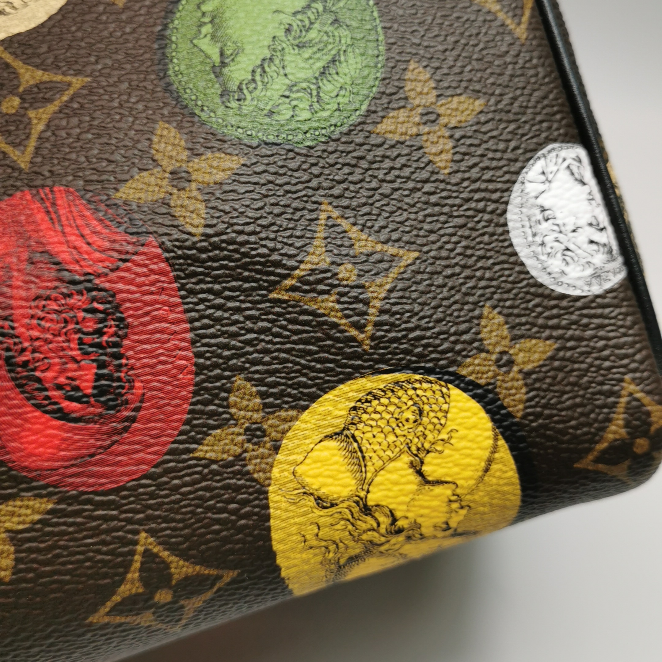 Louis Vuitton(LV) Speedy Bandouliere Bag Damier 25 — photo 12 of 17