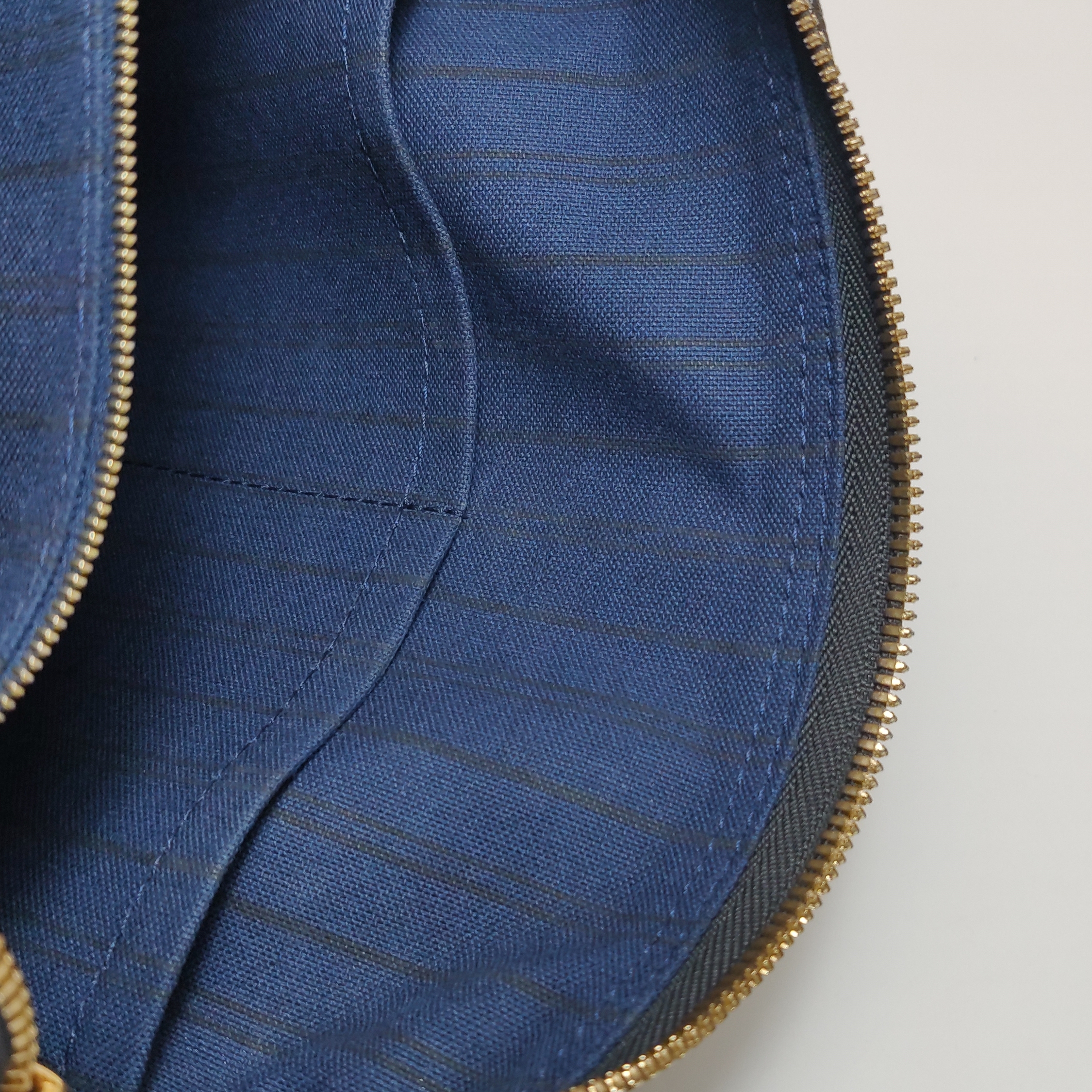 Louis Vuitton(LV) Speedy Bandouliere Bag Damier 25 — photo 14 of 17