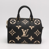 Louis Vuitton(LV) Speedy Bandouliere Bag Bicolor Monogram Empreinte Giant 25 — thumbnail 5