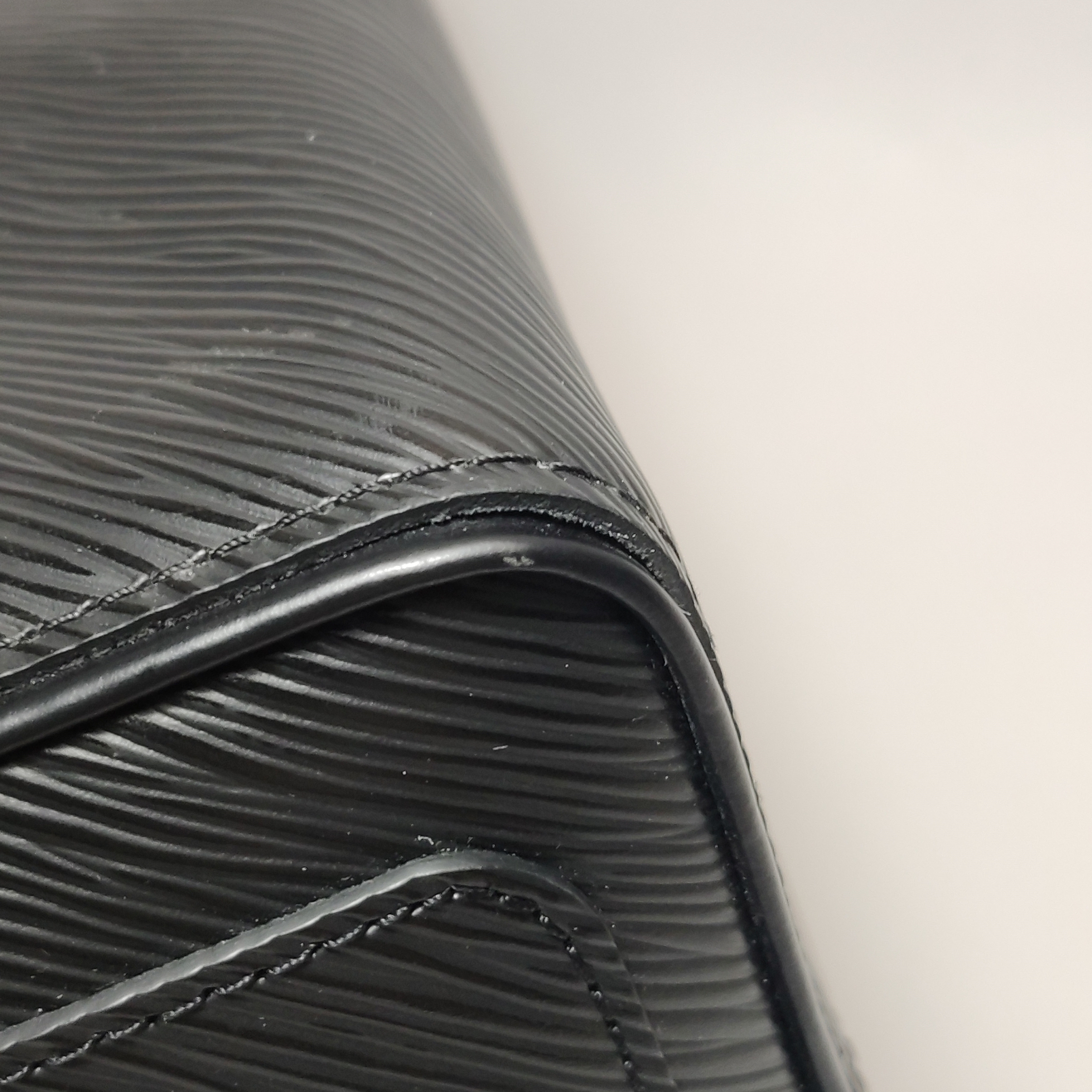 Louis Vuitton(LV) Speedy Bandouliere Bag Damier 25 — photo 9 of 18