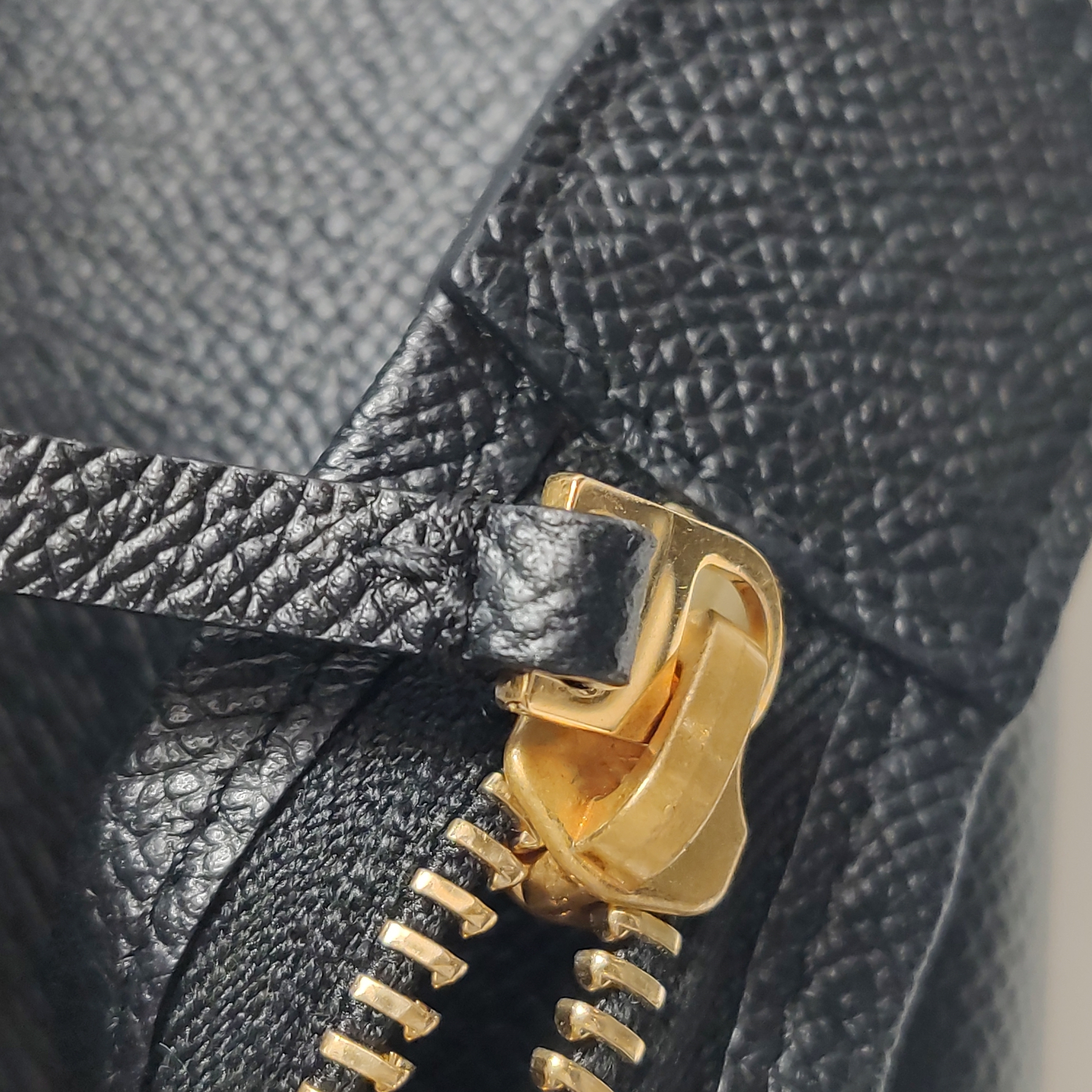 Celine Belt Bag Textured Leather Mini — photo 17 of 22