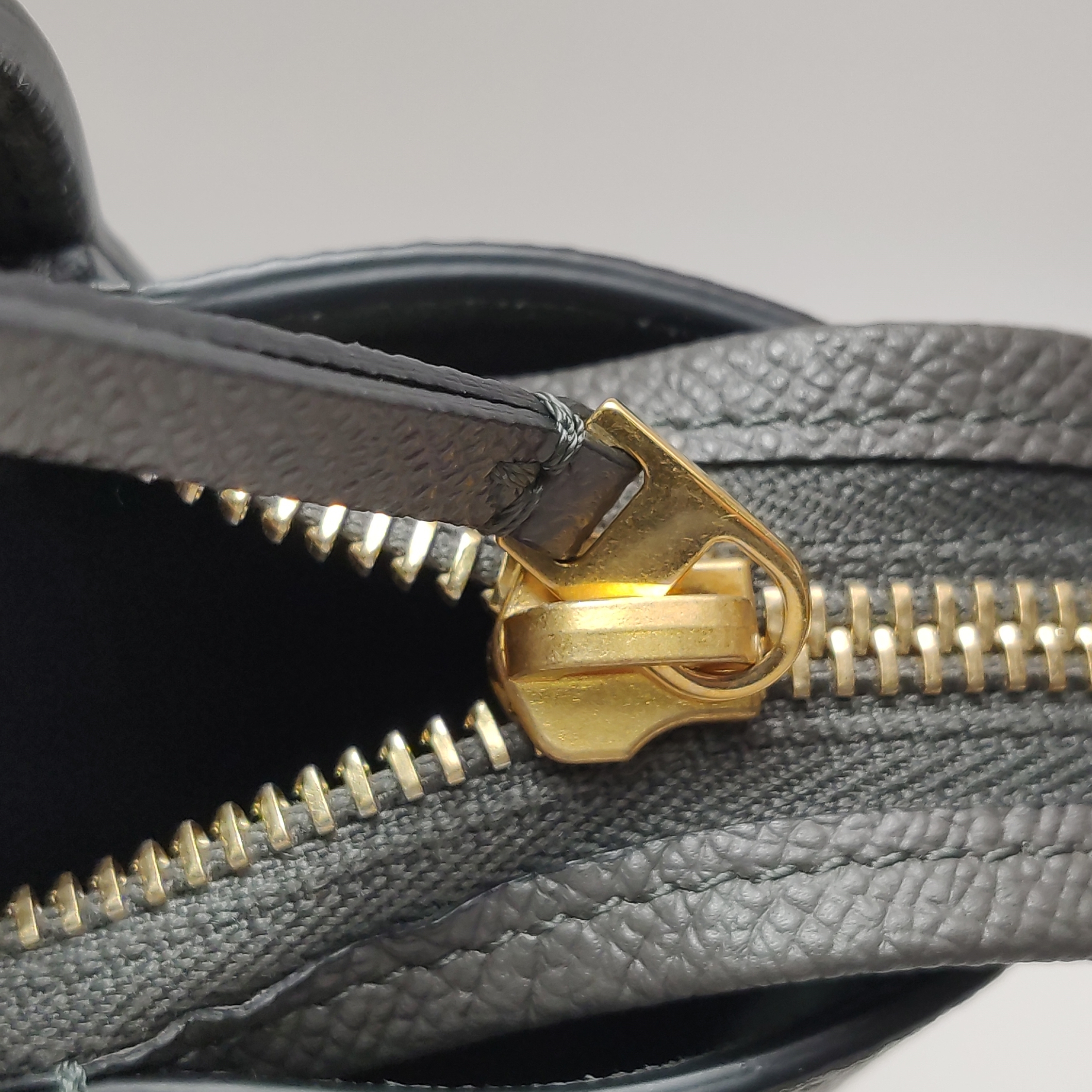Celine Belt Bag Textured Leather Micro — photo 8 of 13
