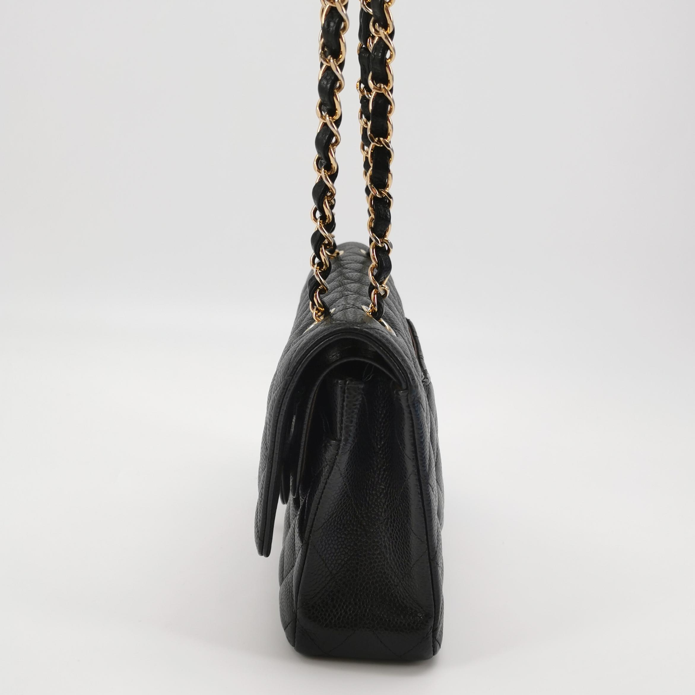 Chanel Classic Double Flap Bag Quilted Caviar Medium — photo 3 of 19