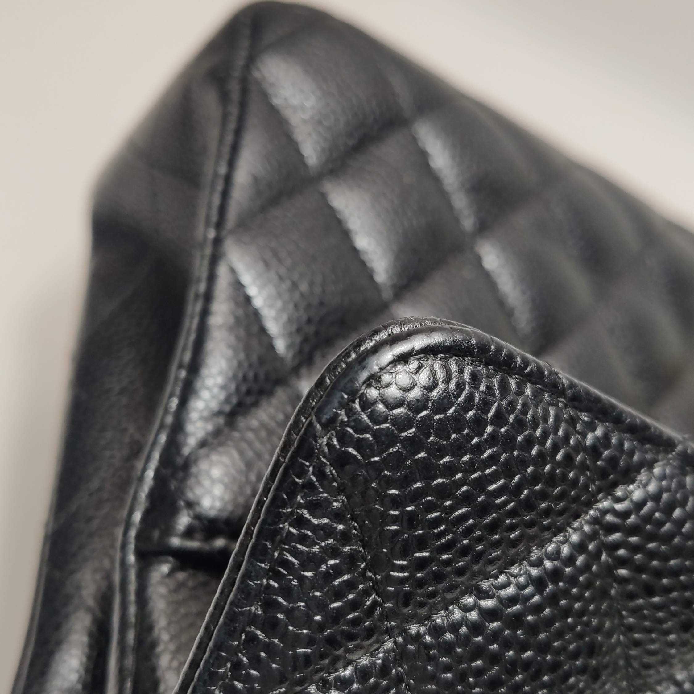 Chanel Classic Double Flap Bag Quilted Caviar Medium — photo 16 of 19