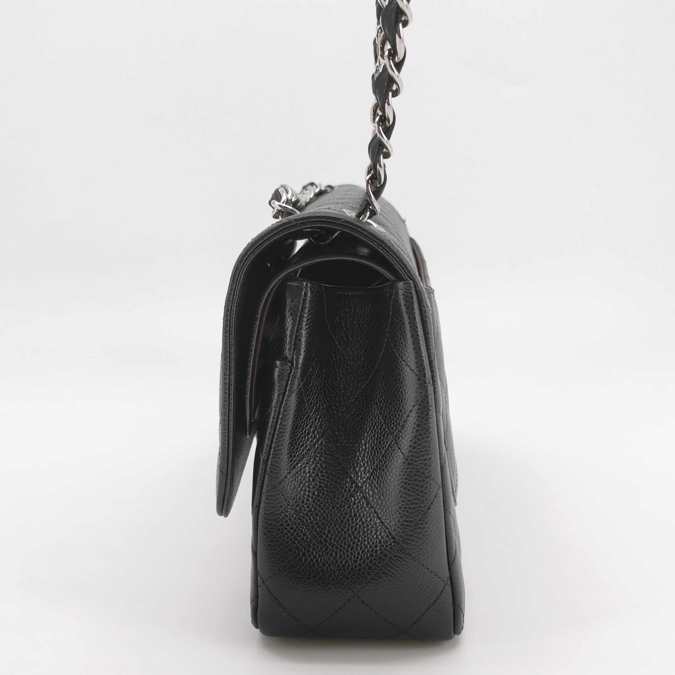 Chanel Classic Double Flap Bag Quilted Caviar Large — photo 3 of 16