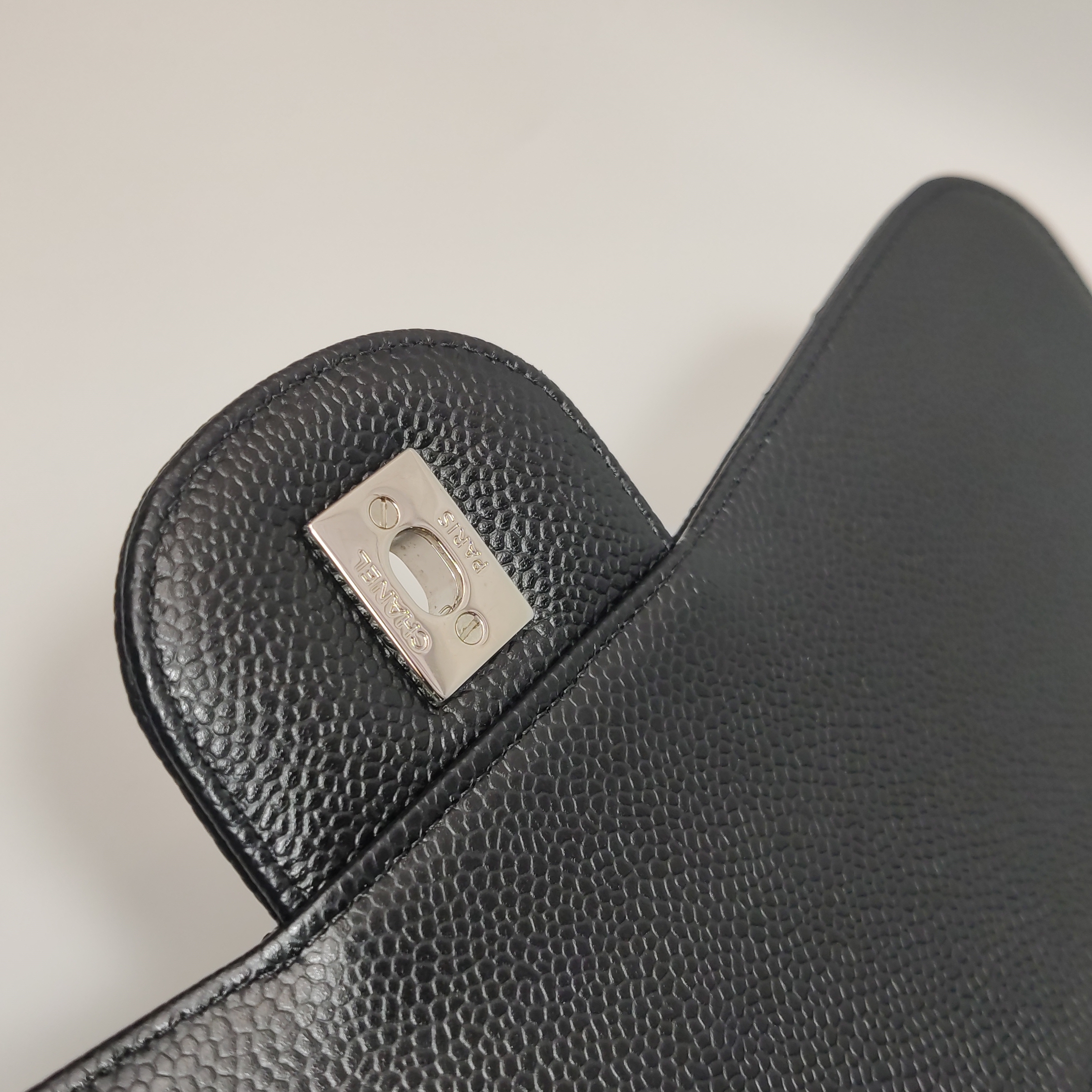 Chanel Classic Double Flap Bag Quilted Caviar Large — photo 12 of 16