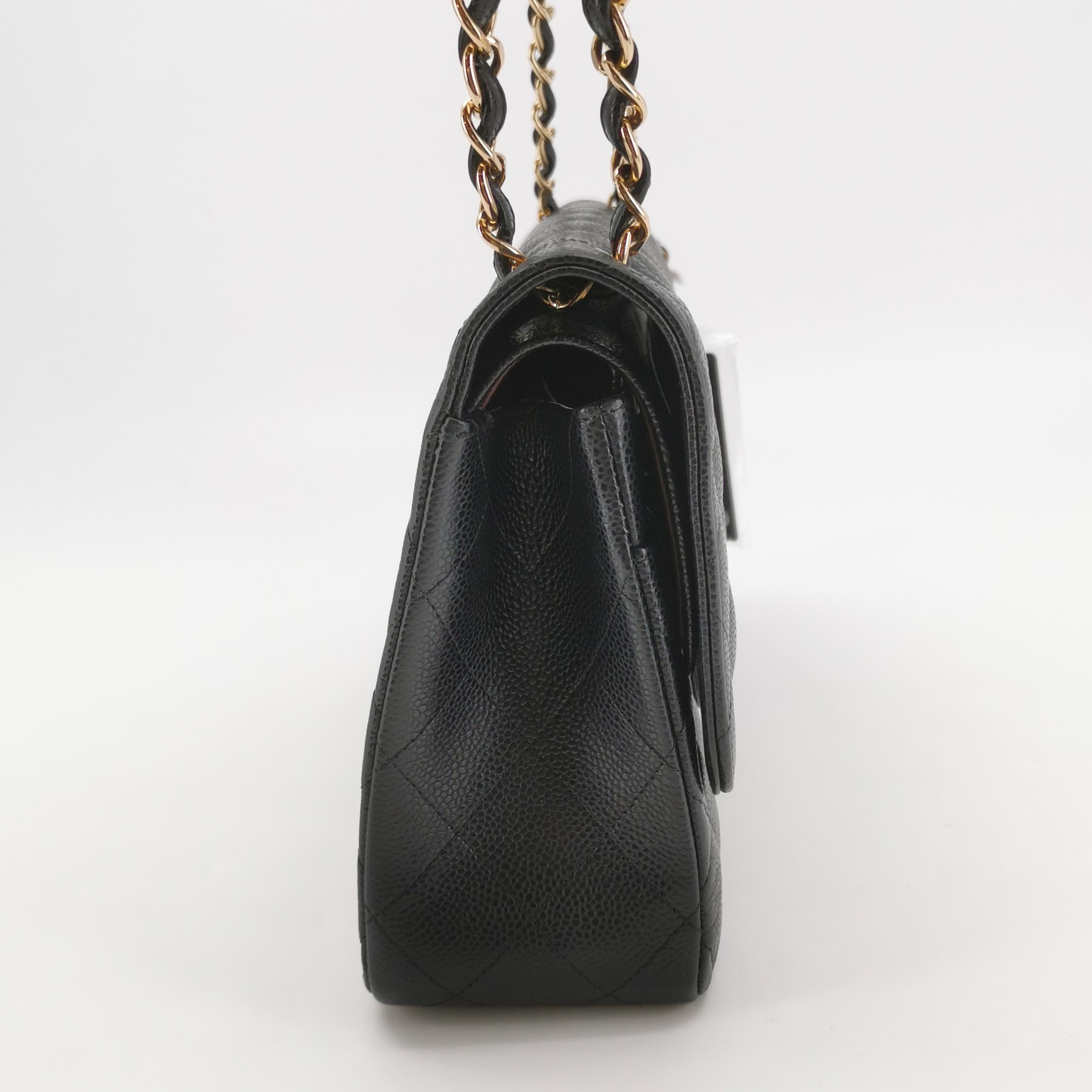 Chanel Classic Double Flap Bag Quilted Caviar Large — photo 3 of 17