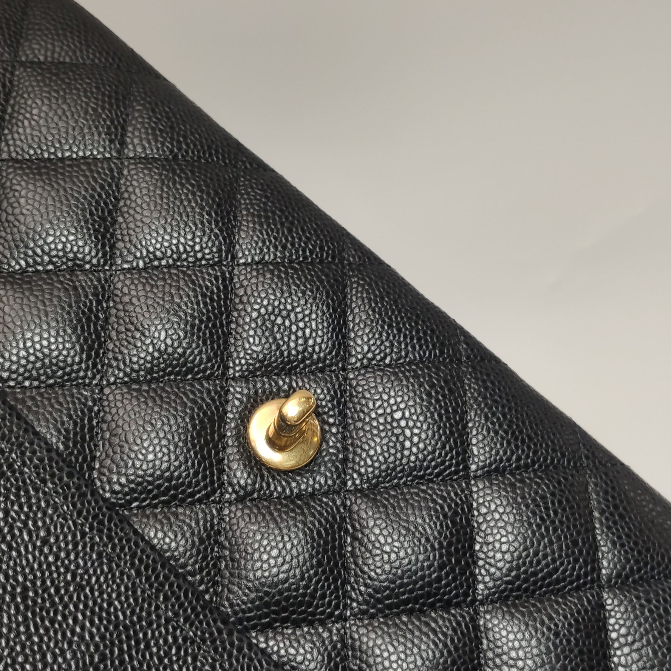 Chanel Classic Double Flap Bag Quilted Caviar Large — photo 6 of 17