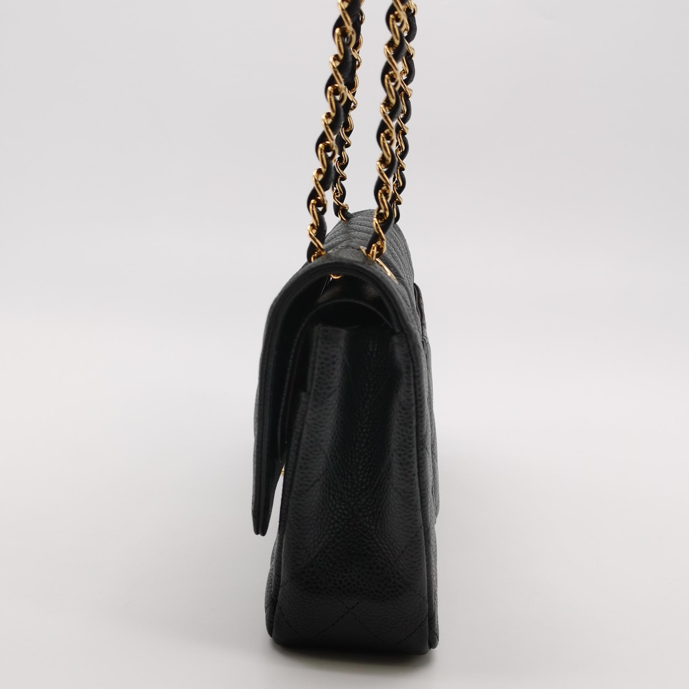 Chanel Classic Double Flap Bag Quilted Caviar Medium — photo 3 of 16