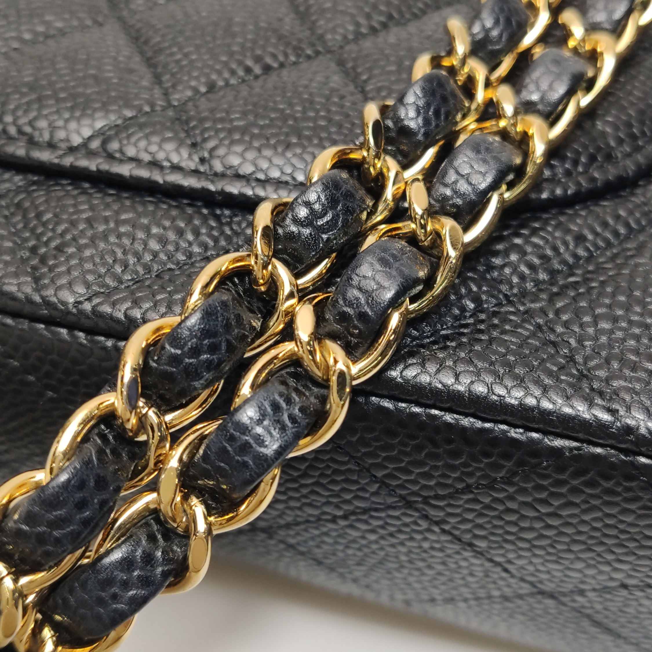 Chanel Classic Double Flap Bag Quilted Caviar Medium — photo 11 of 16