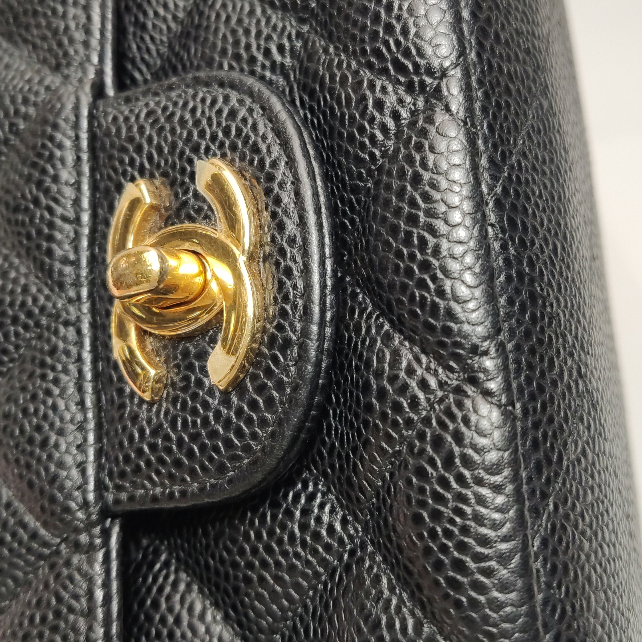 Chanel Classic Double Flap Bag Quilted Caviar Medium — photo 15 of 16