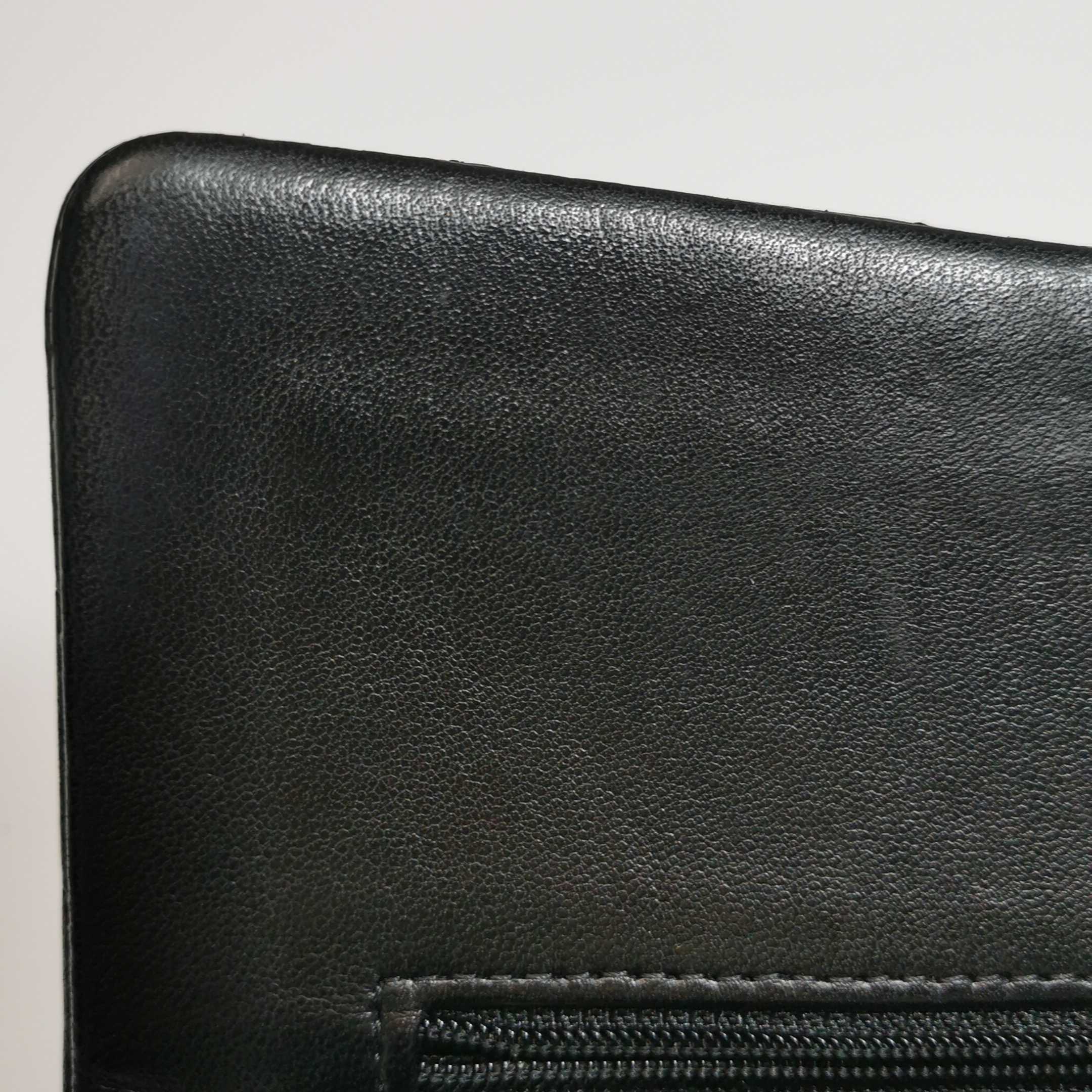 Chanel Classic Double Flap Bag Chevron Lambskin Medium — photo 18 of 23