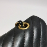 Chanel Classic Double Flap Bag Chevron Lambskin Medium — thumbnail 9