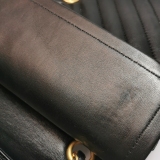Chanel Classic Double Flap Bag Chevron Lambskin Medium — thumbnail 17