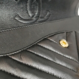 Chanel Classic Double Flap Bag Chevron Lambskin Medium — thumbnail 20