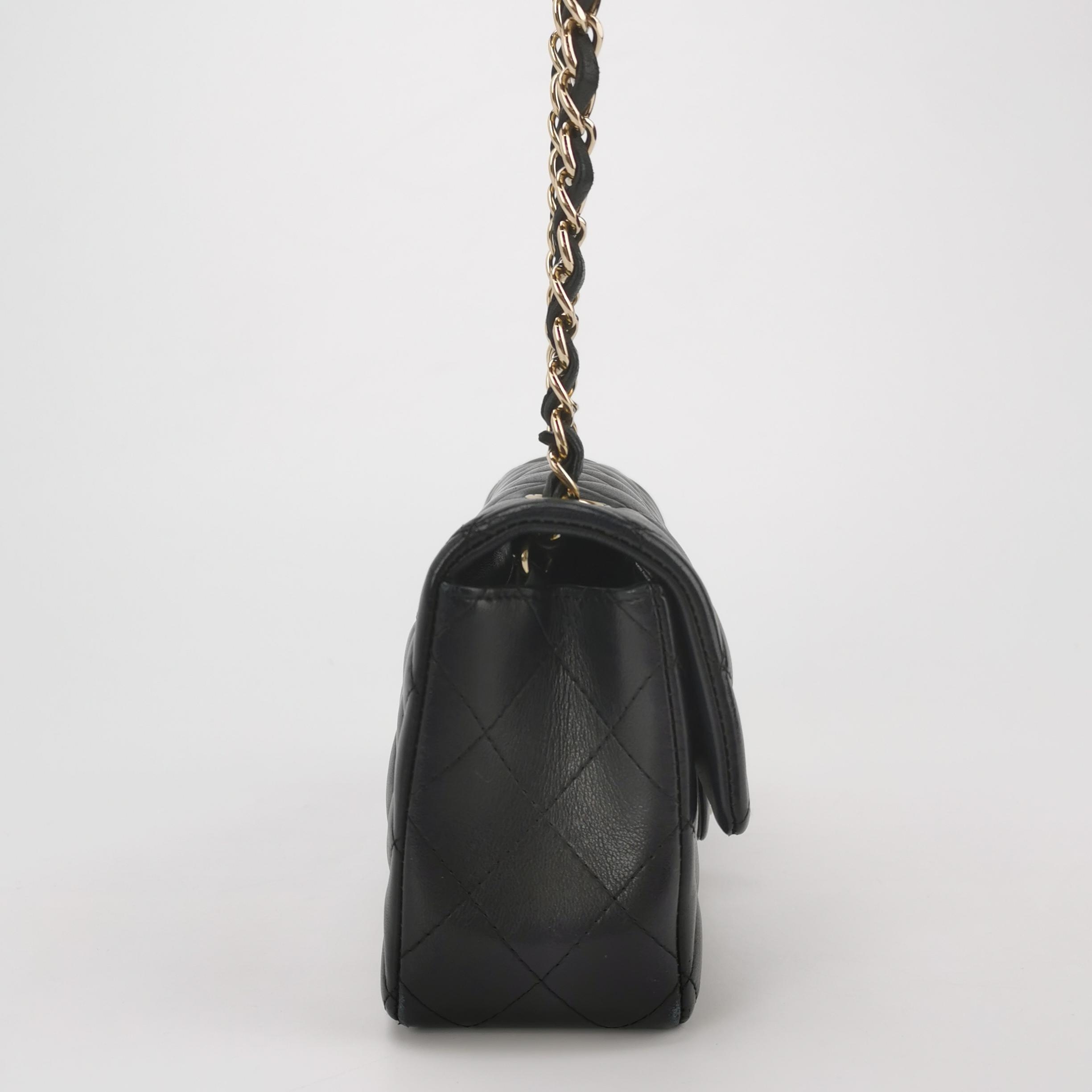 Chanel Classic Single Flap Bag Quilted Lambskin Mini — photo 4 of 19