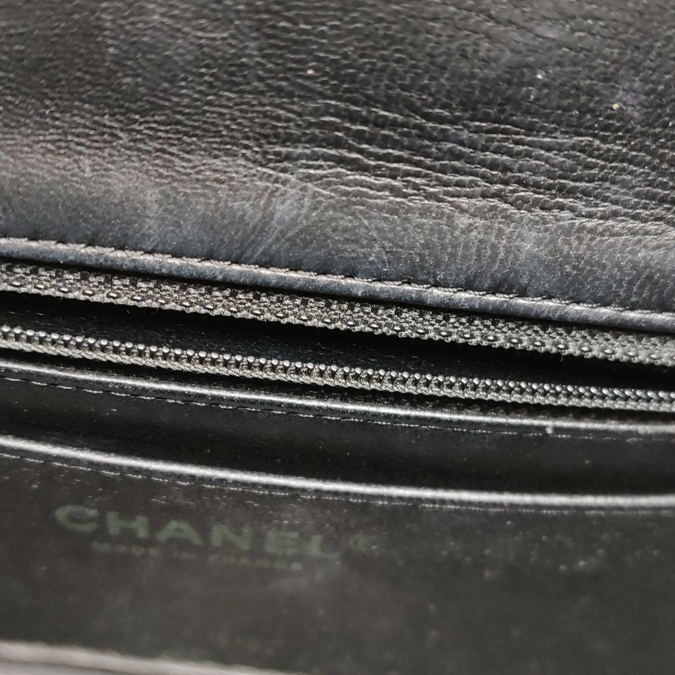 Chanel Classic Single Flap Bag Quilted Lambskin Mini — photo 9 of 19