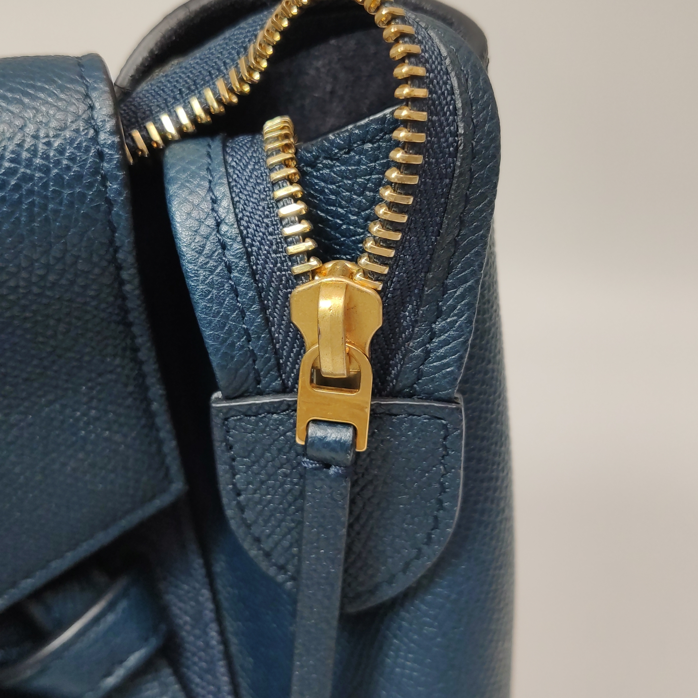 Celine Belt Bag Textured Leather Mini — photo 11 of 22