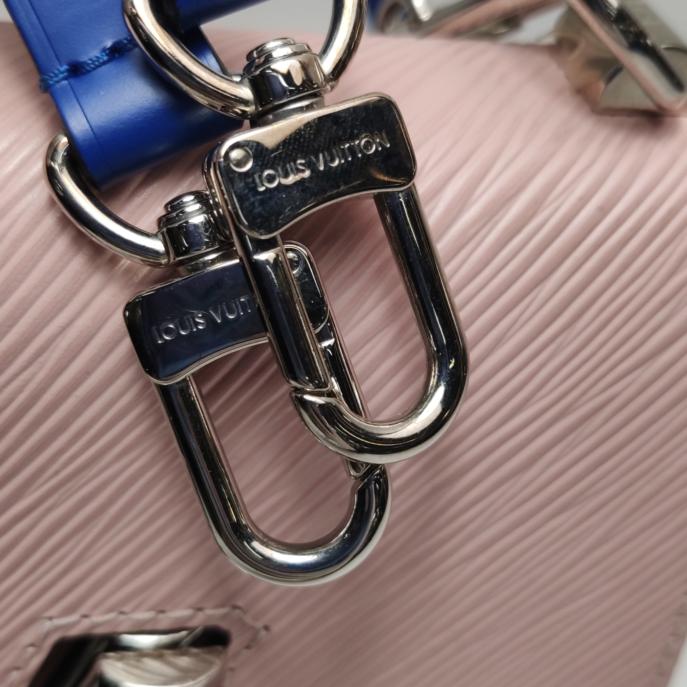 Louis Vuitton(LV) Braided Handle Twist Bag Epi Leather Small — photo 17 of 19