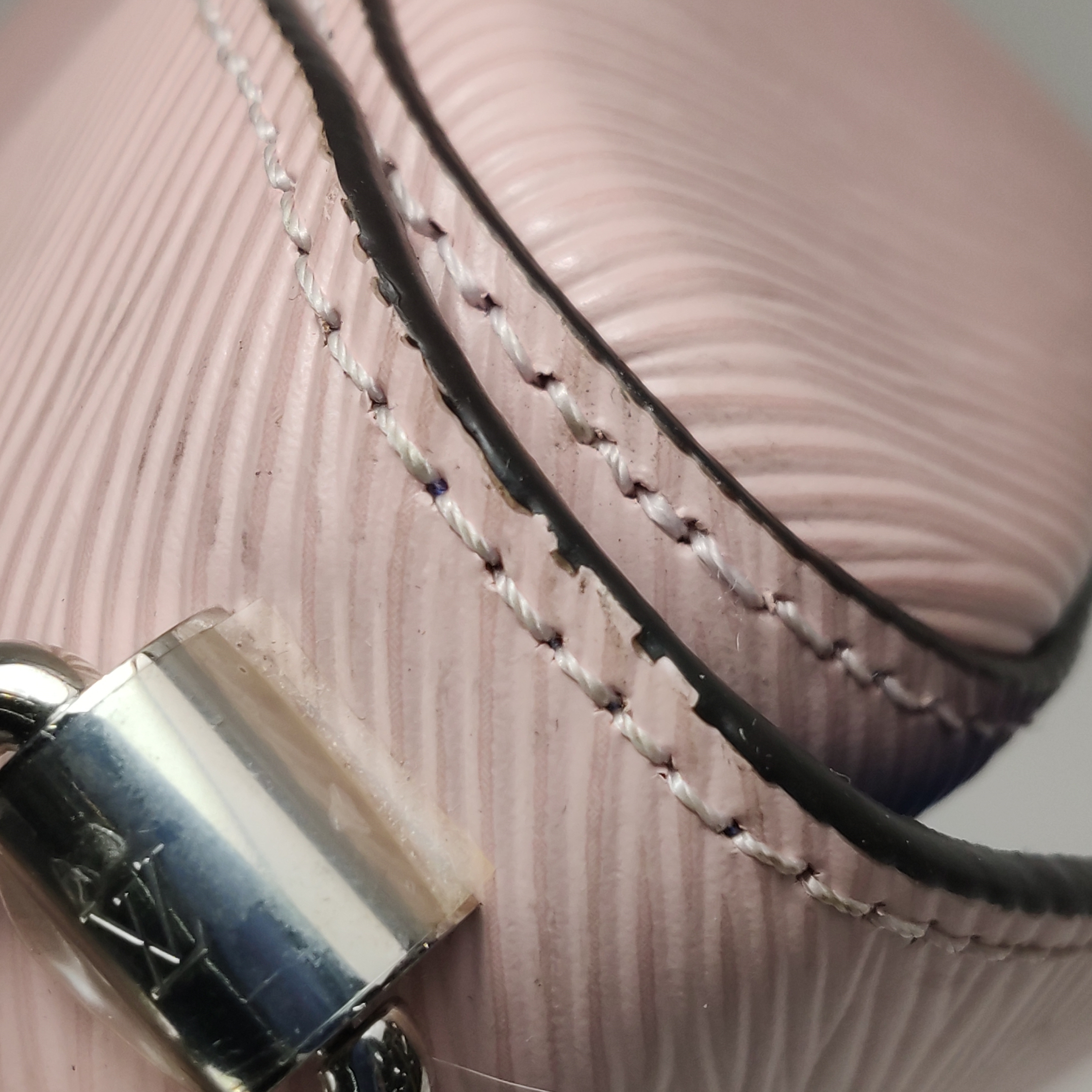 Louis Vuitton(LV) Braided Handle Twist Bag Epi Leather Small — photo 15 of 19