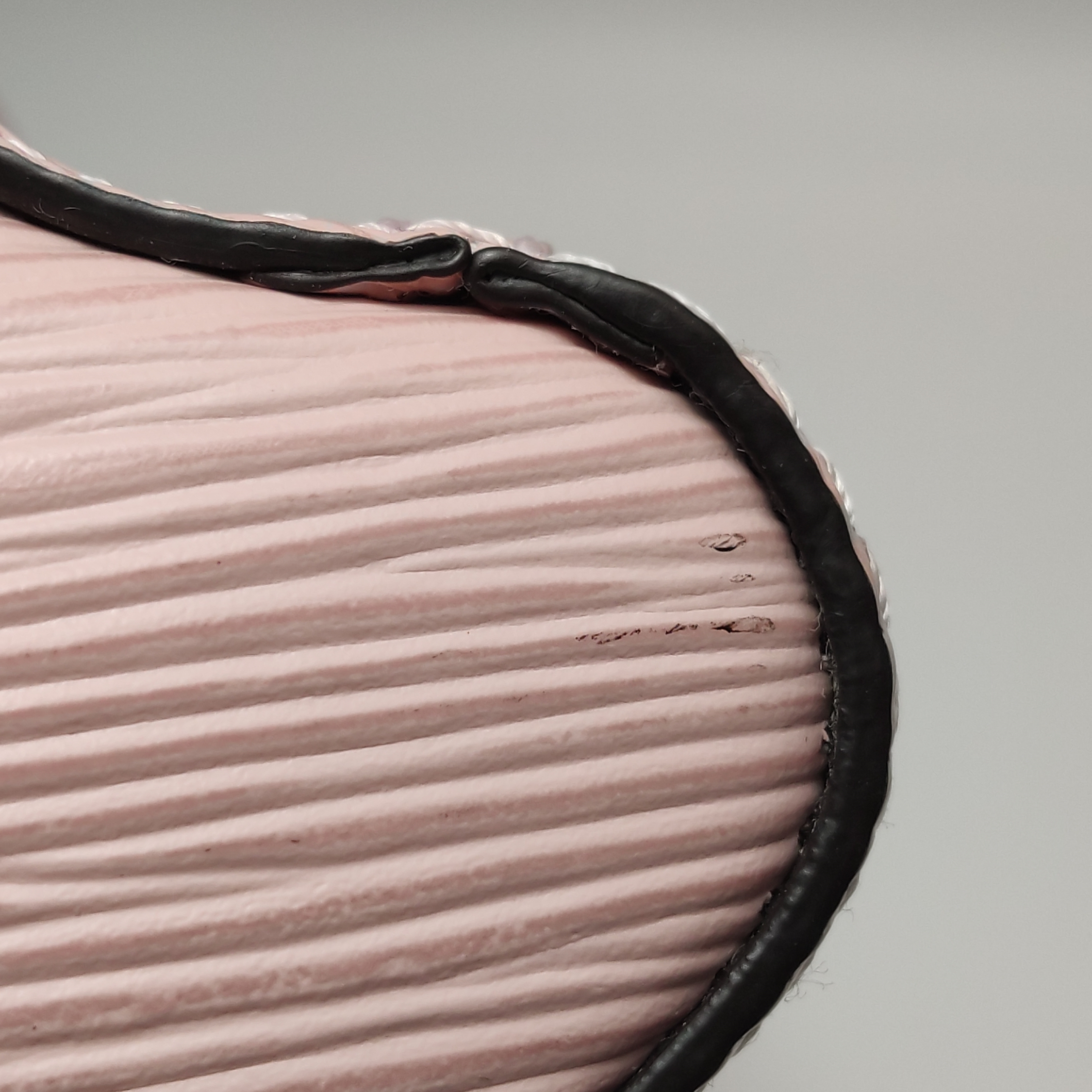 Louis Vuitton(LV) Braided Handle Twist Bag Epi Leather Small — photo 9 of 19