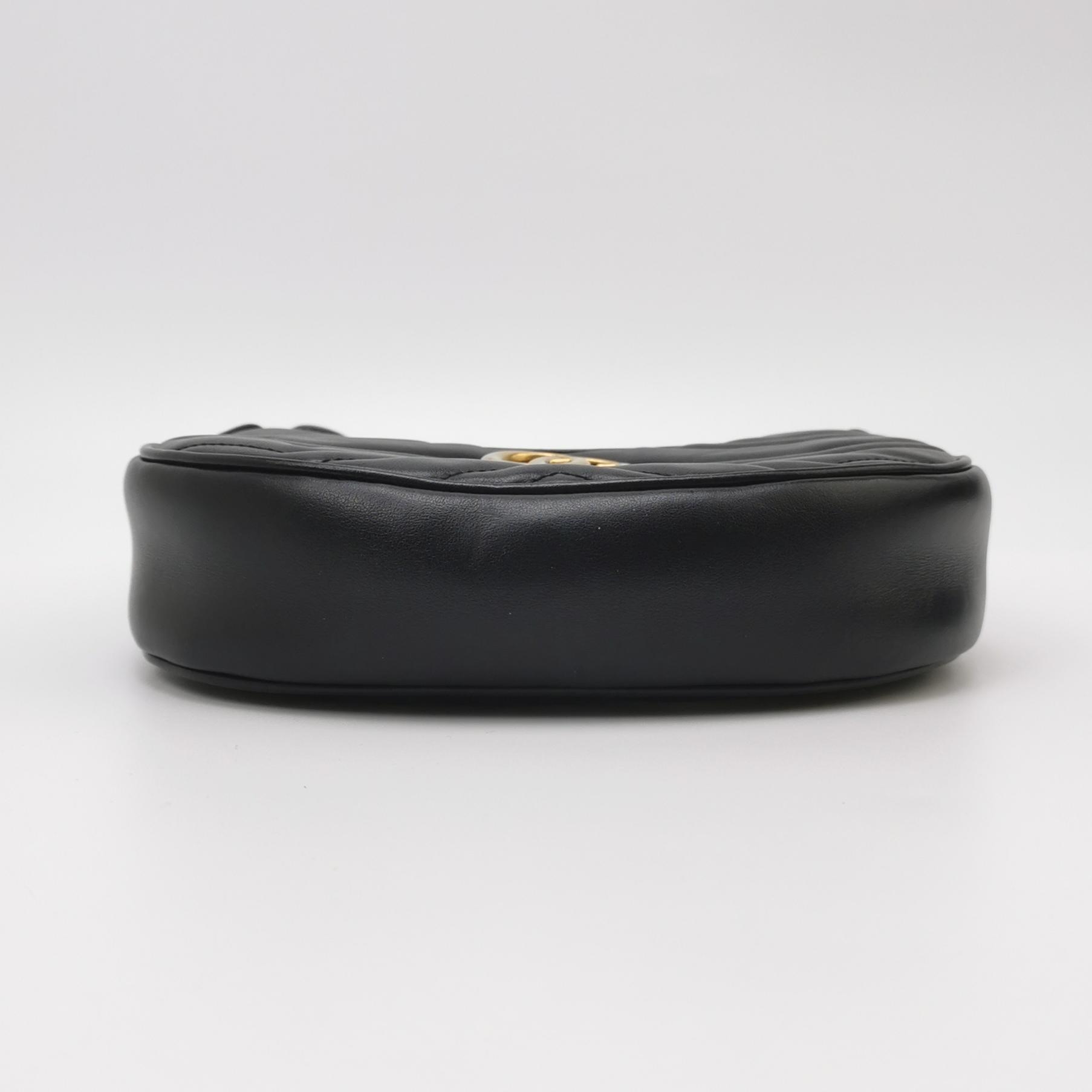Gucci GG Marmont Half Moon Hobo Matelasse Leather Small — photo 6 of 19
