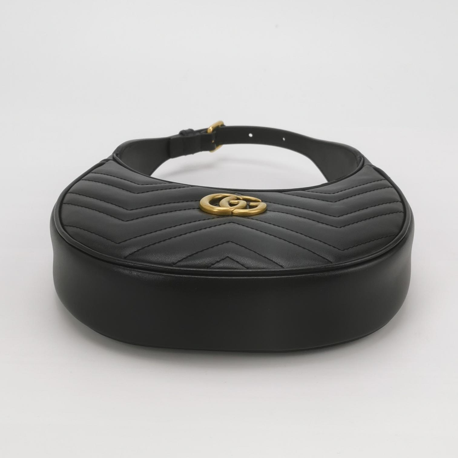 Gucci GG Marmont Half Moon Hobo Matelasse Leather Small — photo 6 of 11