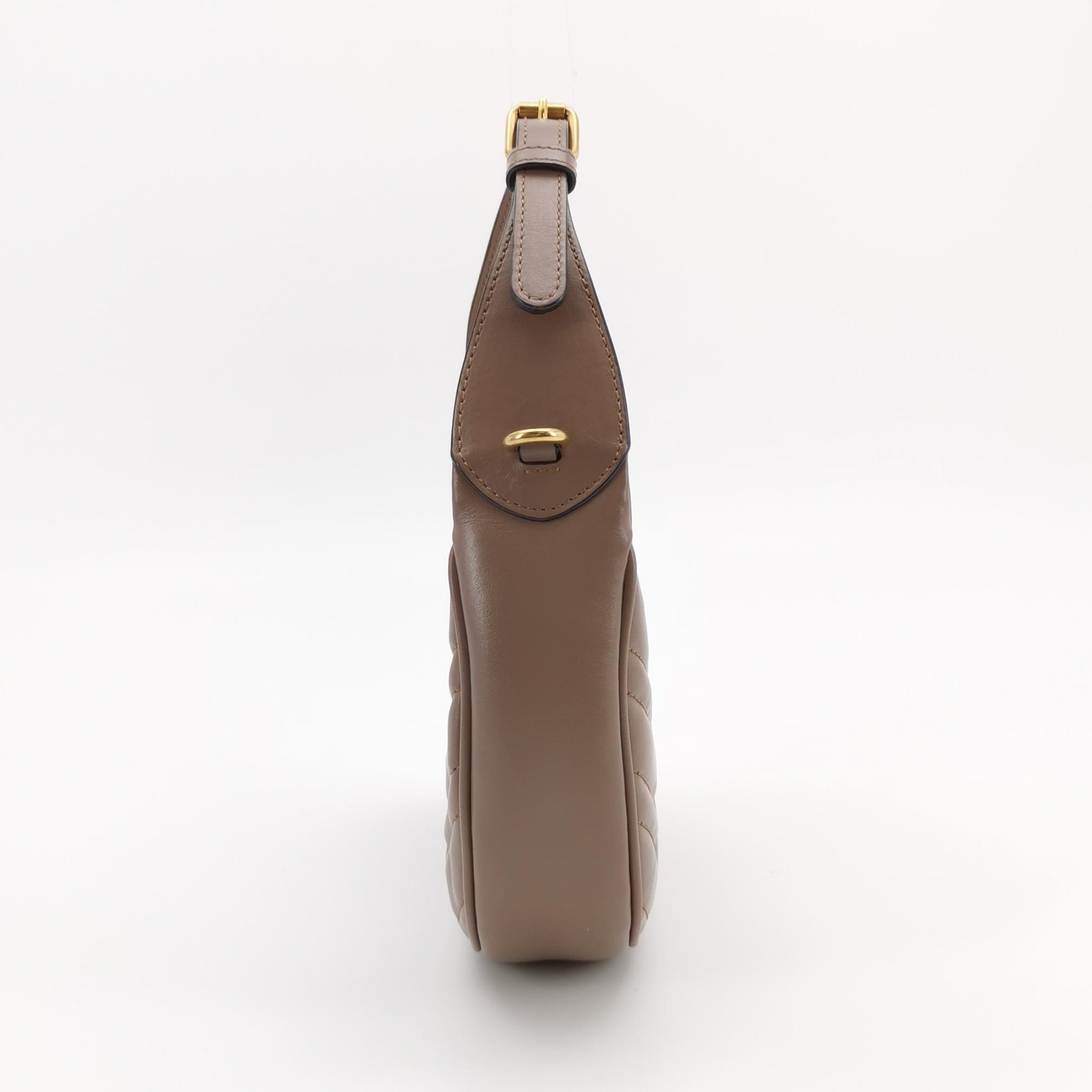 Gucci GG Marmont Half Moon Hobo Matelasse Leather Small — photo 4 of 17