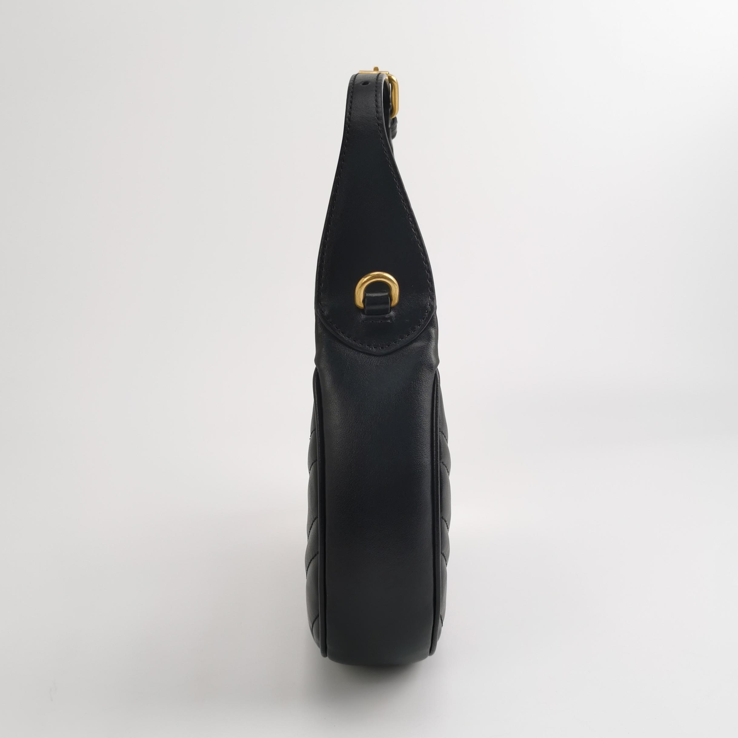 Gucci GG Marmont Half Moon Hobo Matelasse Leather Small — photo 4 of 12