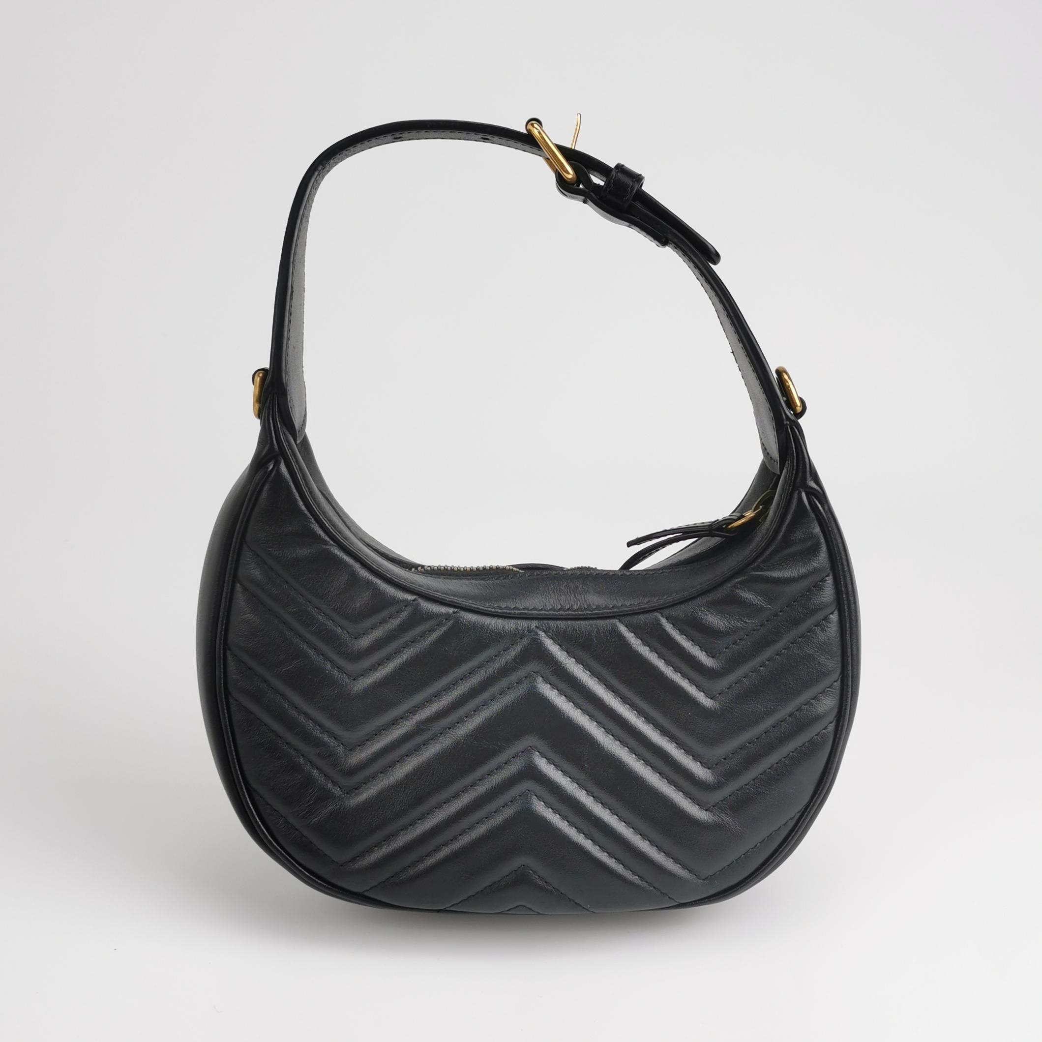 Gucci GG Marmont Half Moon Hobo Matelasse Leather Small — photo 5 of 17