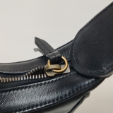 Gucci GG Marmont Half Moon Hobo Matelasse Leather Small — thumbnail 9