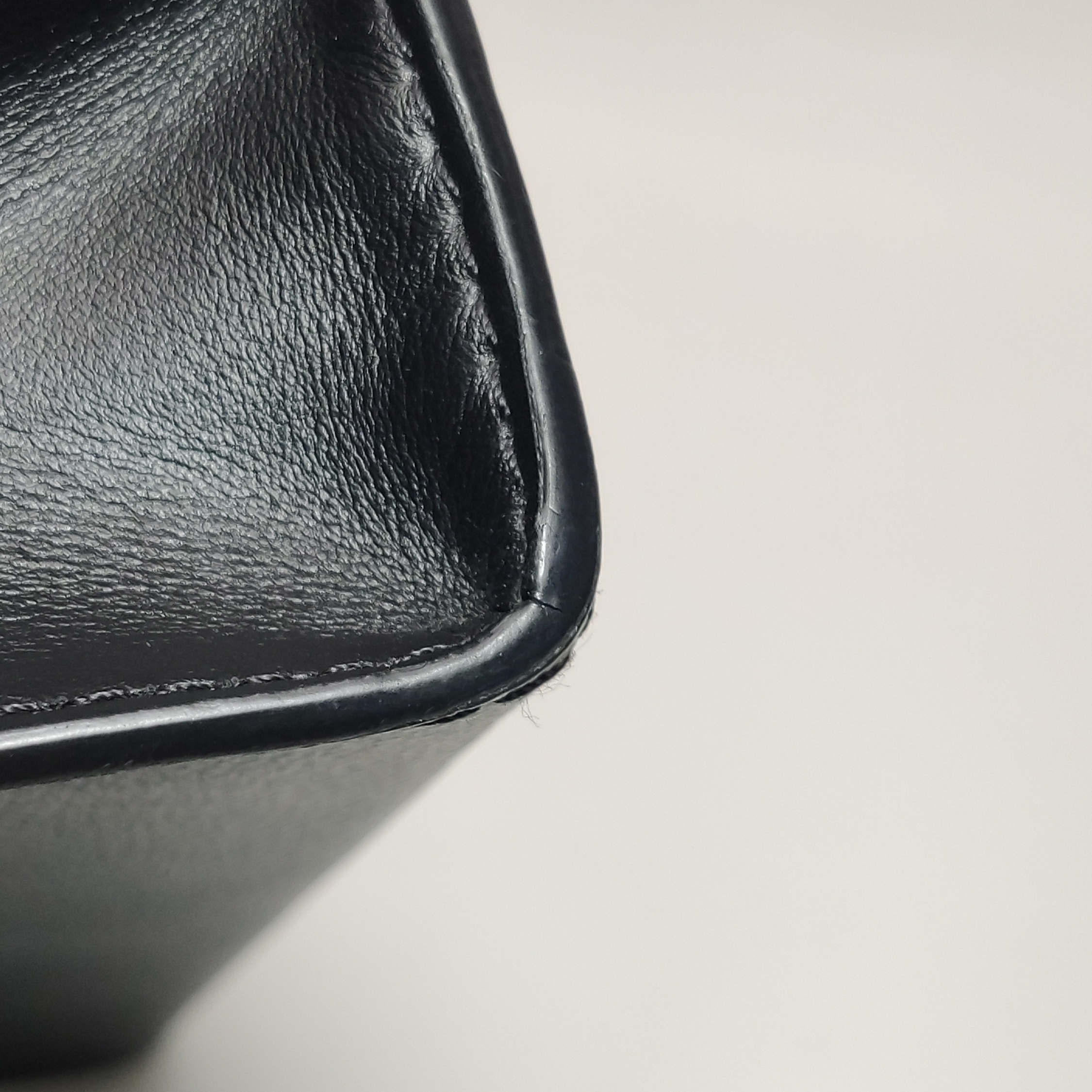 Louis Vuitton(LV) Gaston Wearable Wallet Monogram Eclipse Canvas — photo 14 of 18