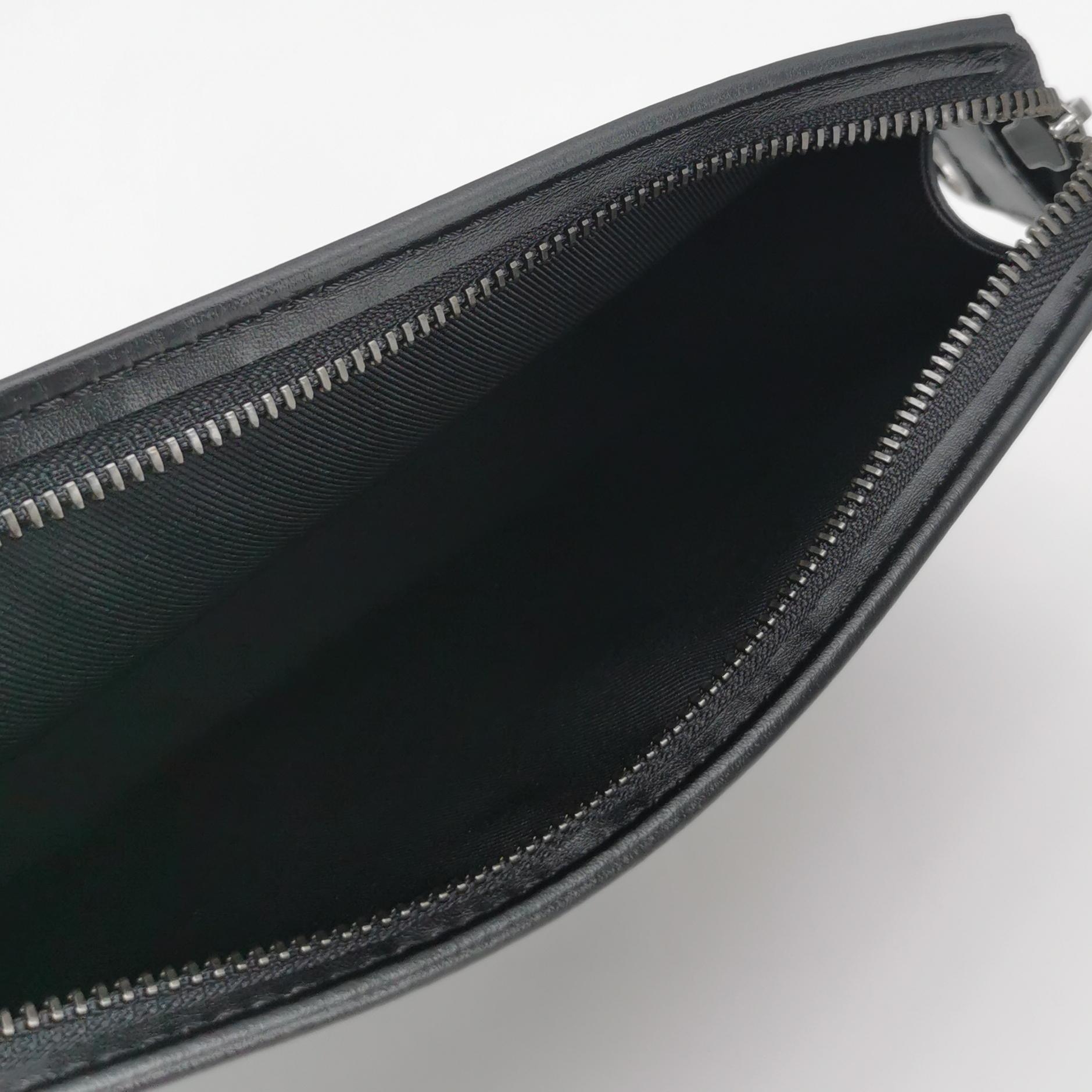 Louis Vuitton(LV) Gaston Wearable Wallet Monogram Eclipse Canvas — photo 8 of 12